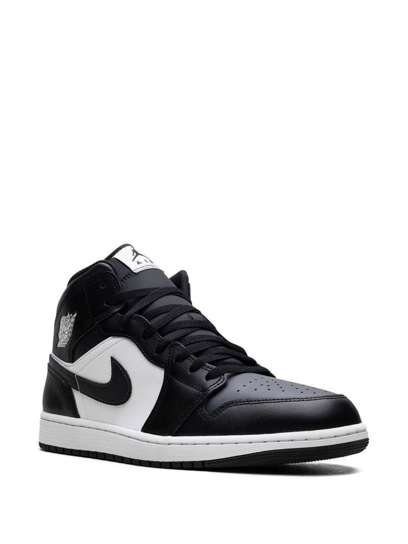 Jordan Jordan 1 Mid "Off Noir Toe" sneakers outlook