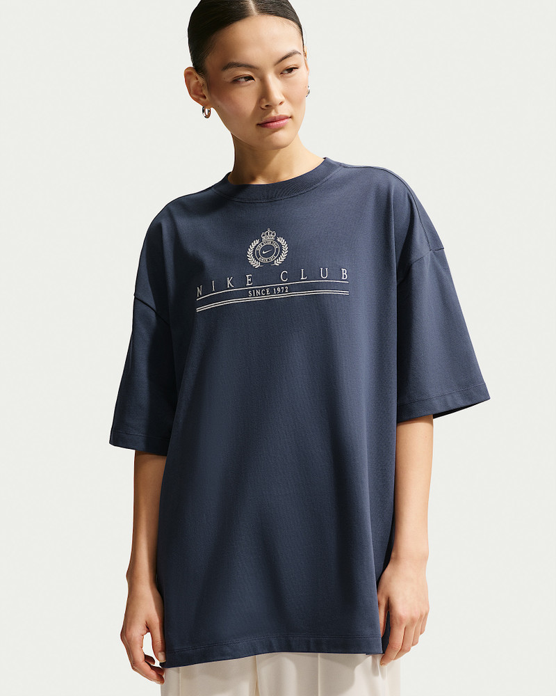 Nike Sportswear Women's Oversized Short-Sleeve T-Shirt 1