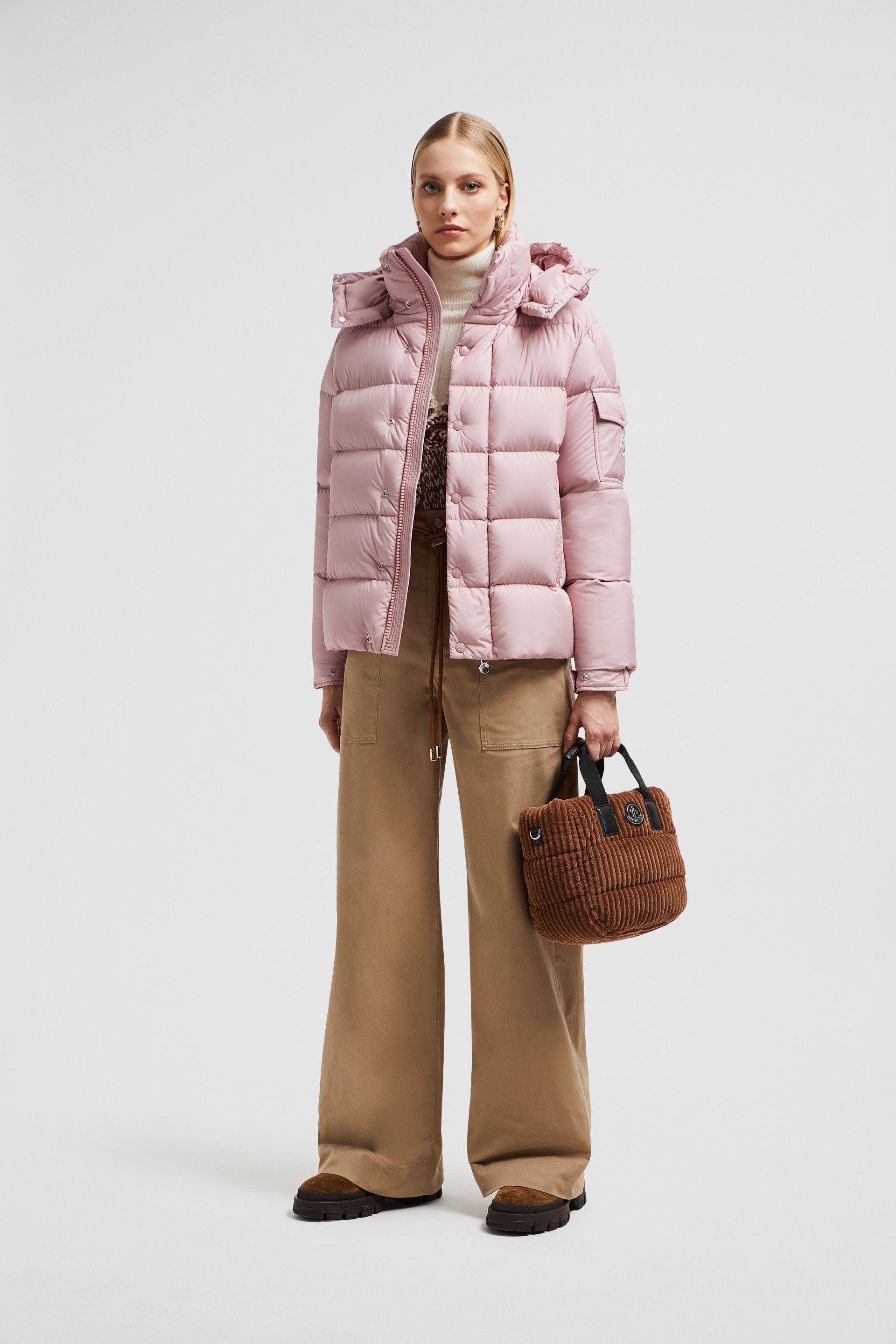 【美品】MONCLER おくるみ ピンク 新品未使用】【最終値下げ】MONCLER ピンク ダウンおくるみ