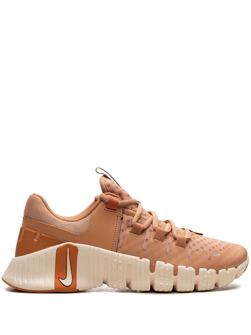 Free Metcon 5 "Amber Brown" sneakers 1