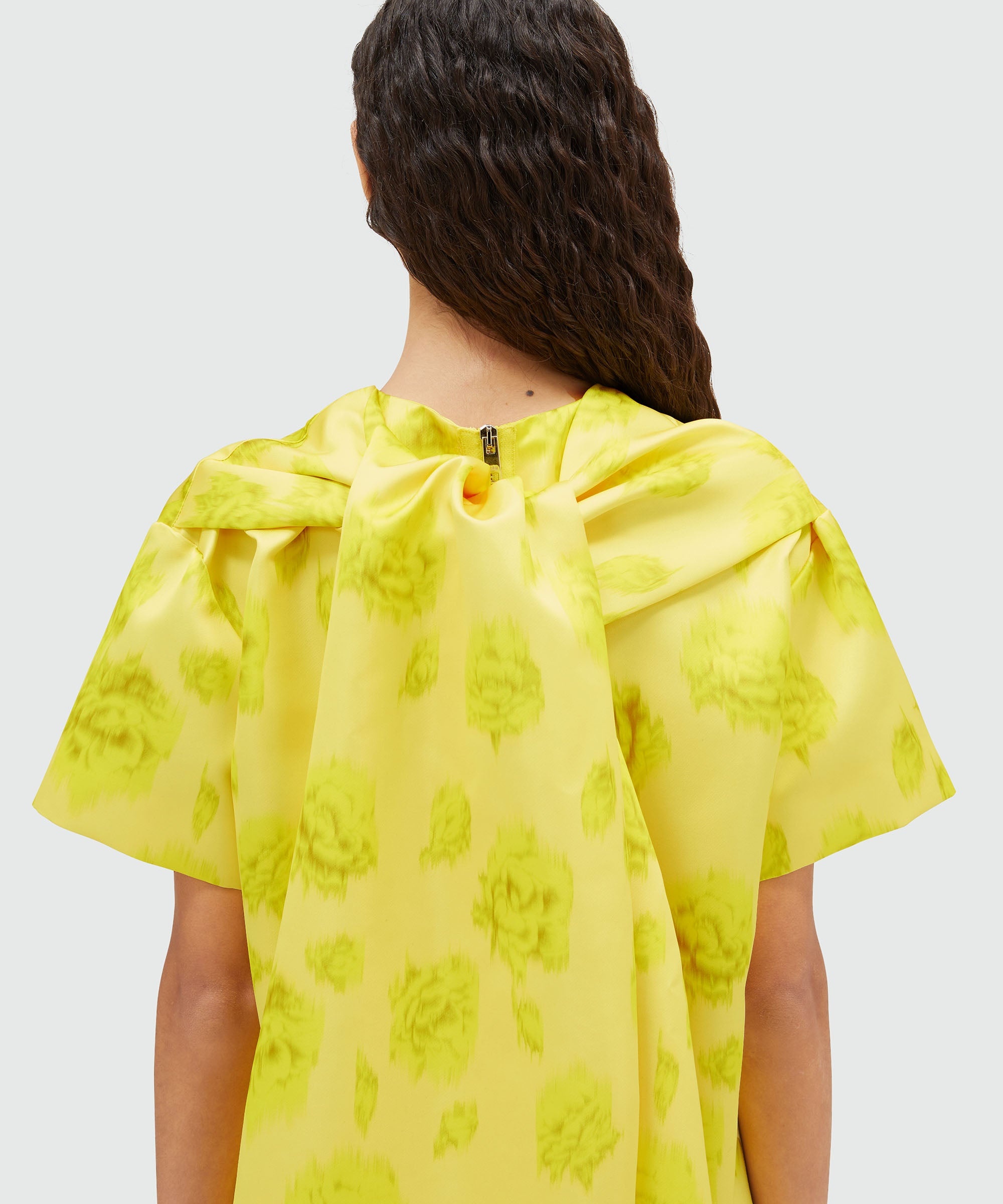 Duchesse short dress with sash and rose print - 5