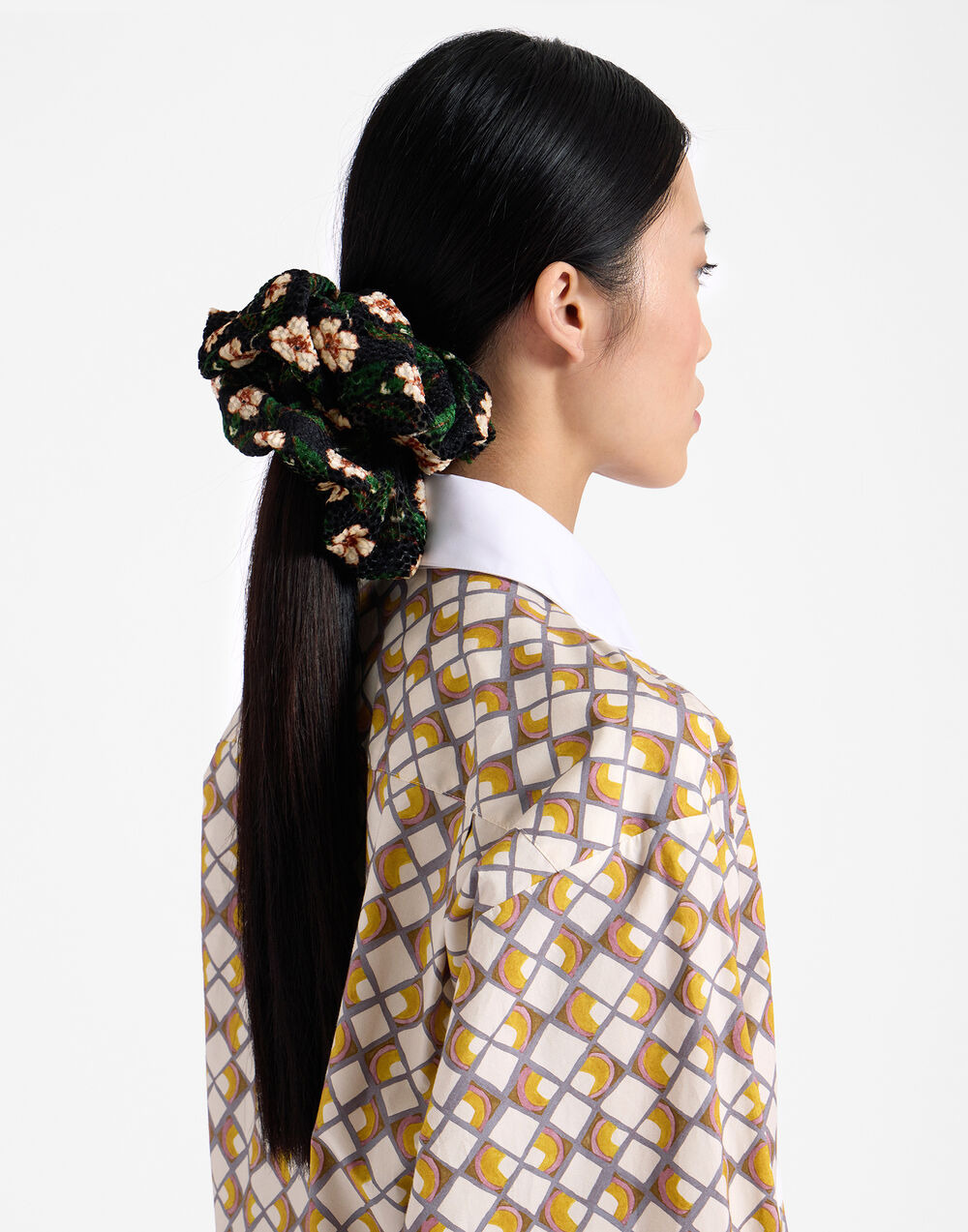 Giga Scrunchie - 2