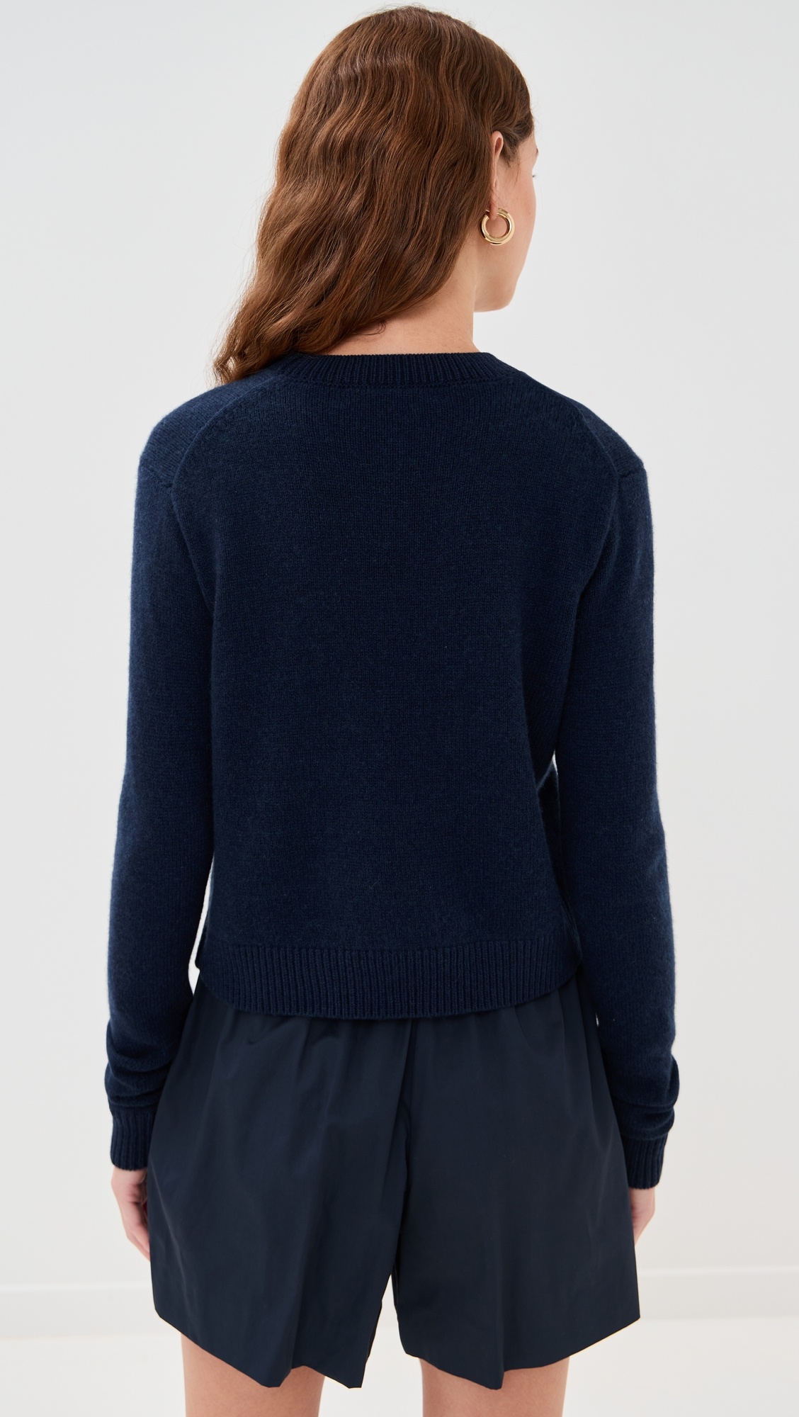 Simple Cashmere Crew Sweater - 2