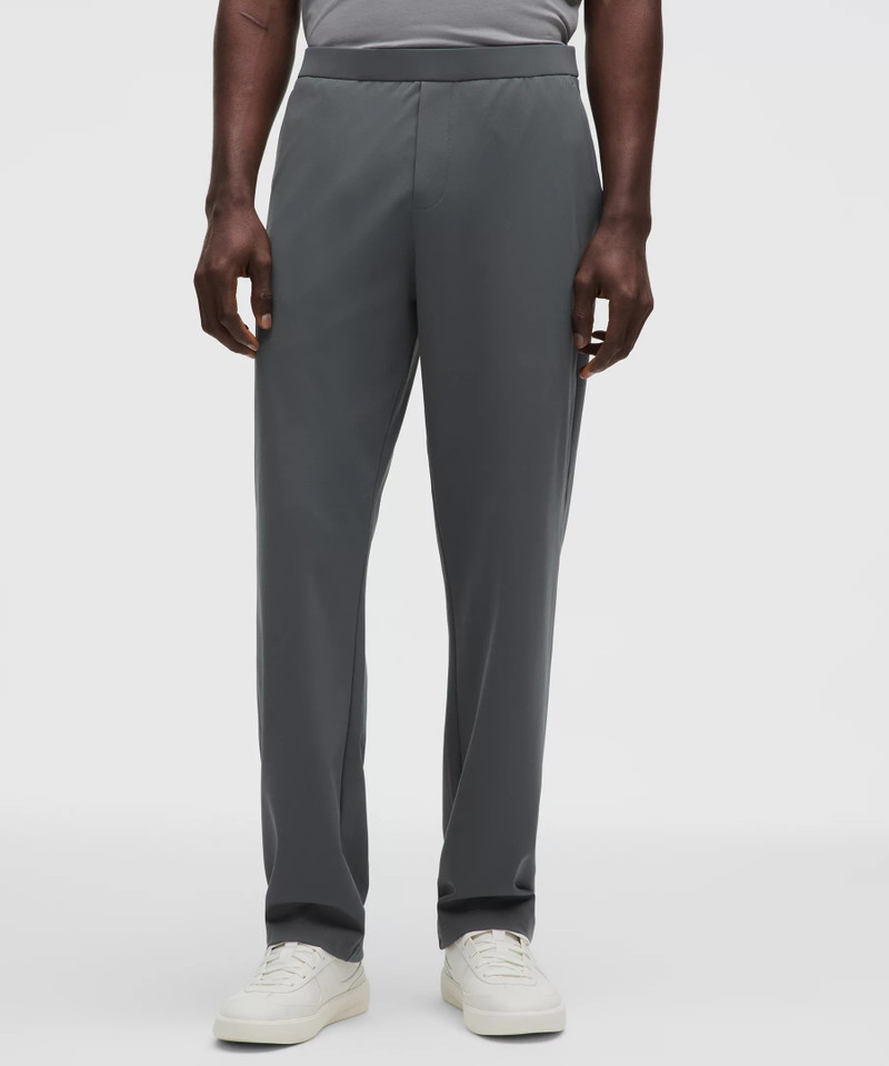 lululemon Men's Daydrift Classic-Fit Trouser *Regular outlook