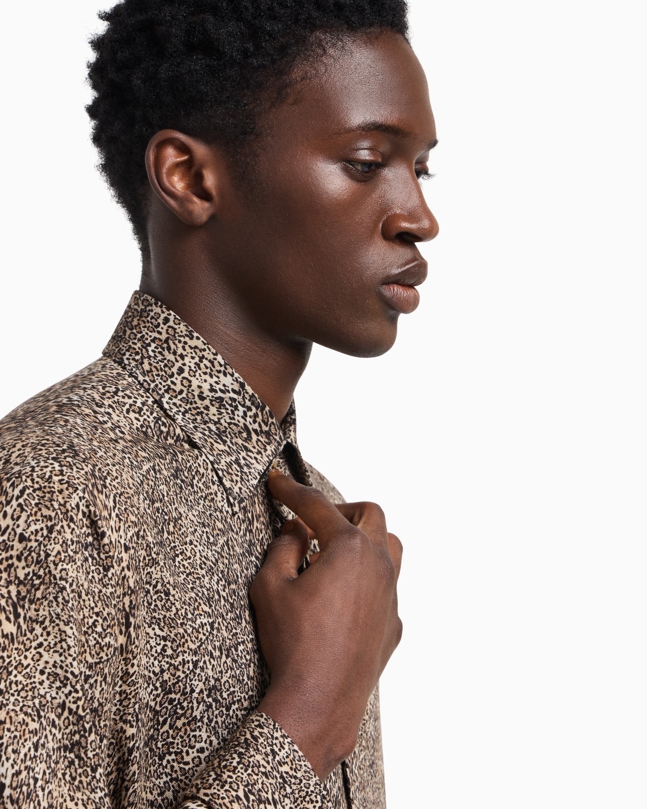 FLUID-FABRIC SHIRT WITH ANIMAL PRINT - 5