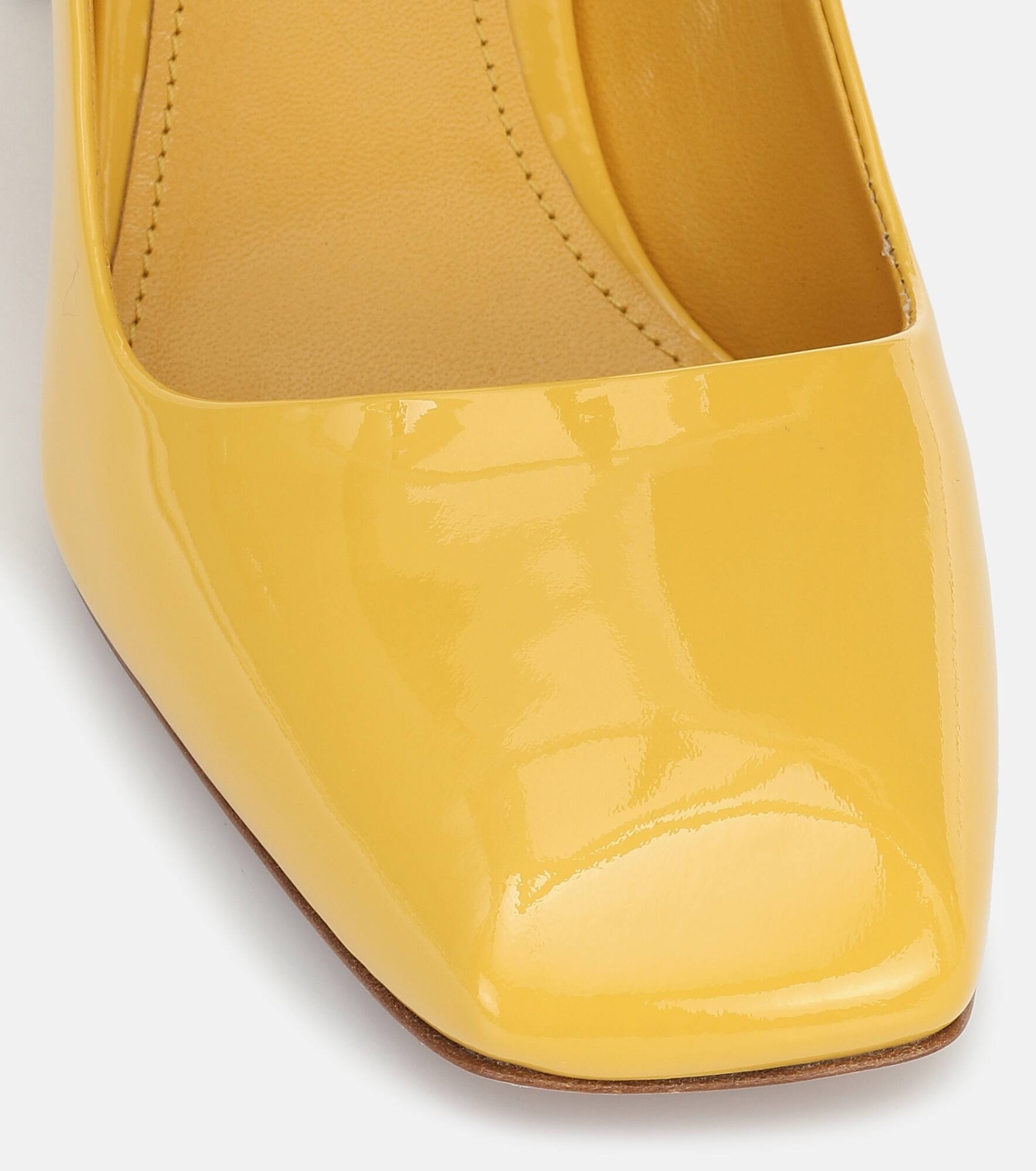 Patent leather pumps - 4