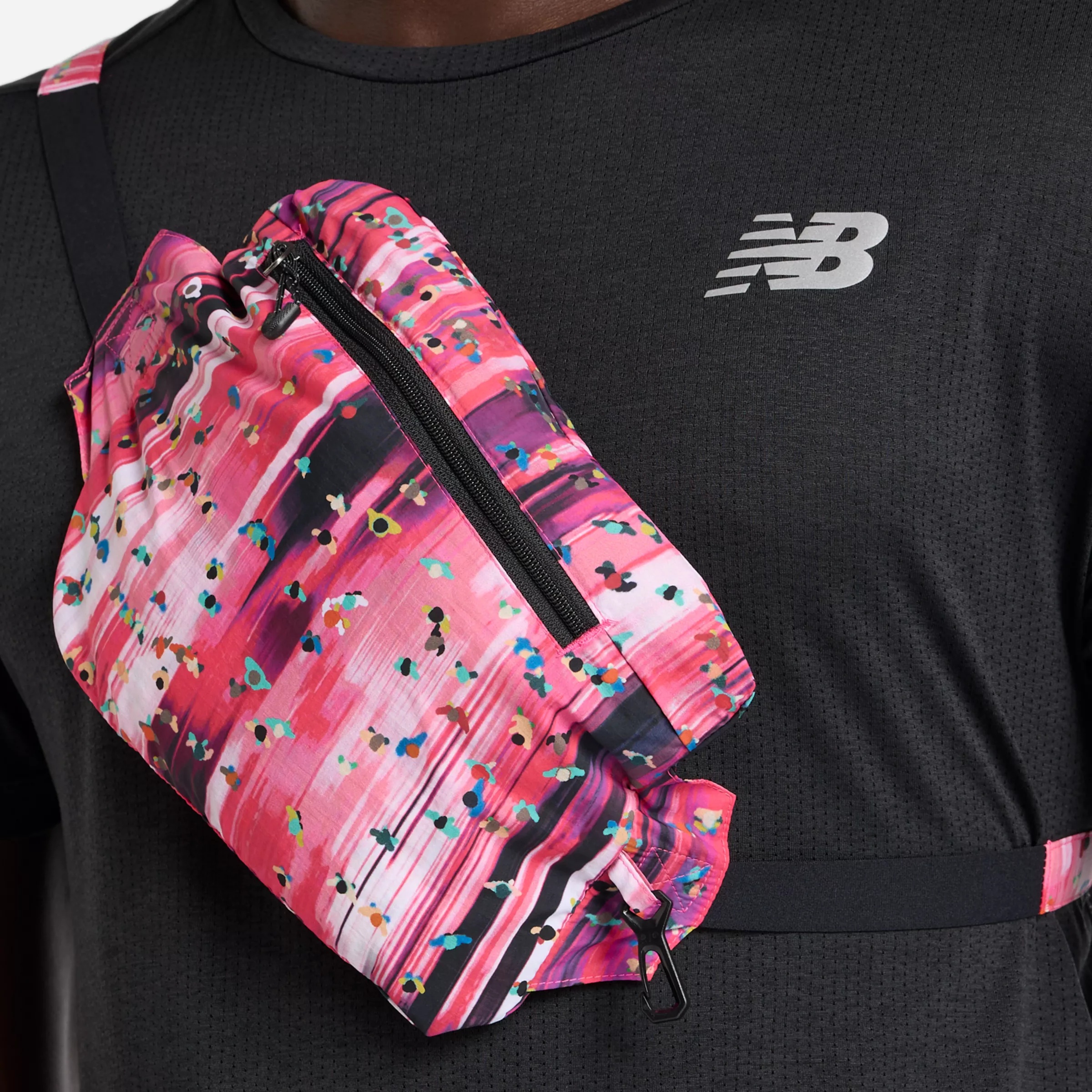 送料関税込!NB NYC Marathon Printed Athletics Packable Jacket New Balance NYC Marathon Printed Athletics Packable Jacket
