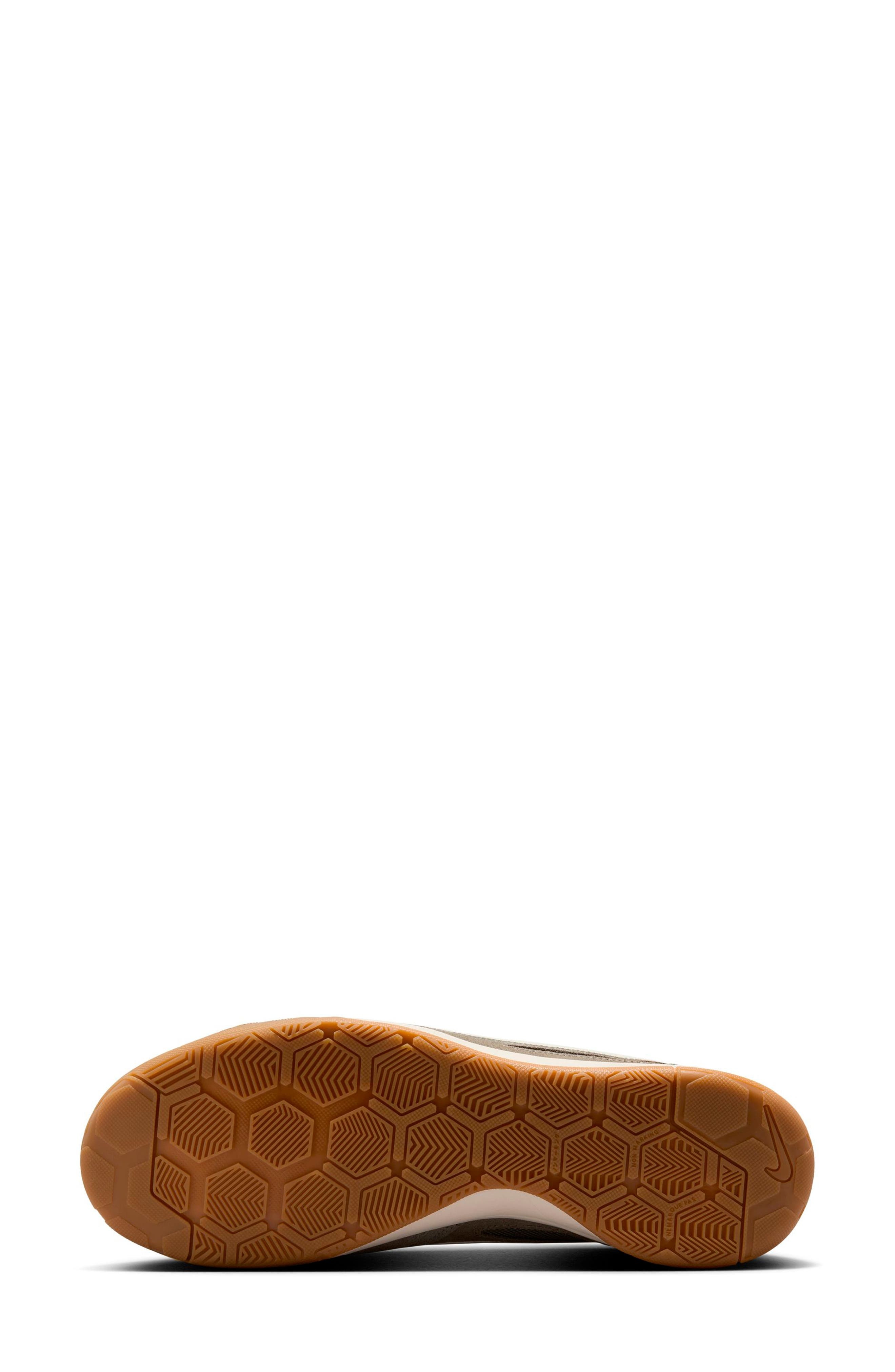 Nike Gato Soccer Sneaker in 301 Ltarmy/sftprl at Nordstrom - 4