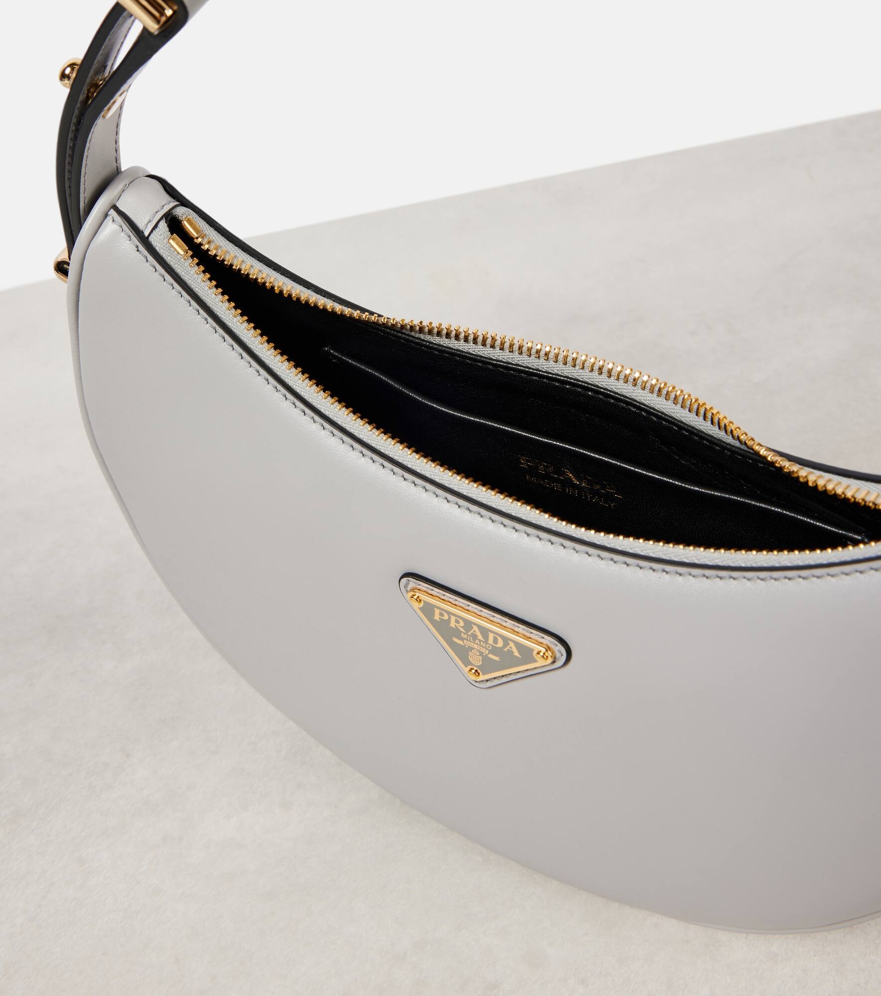 Arqué Small leather shoulder bag - 3
