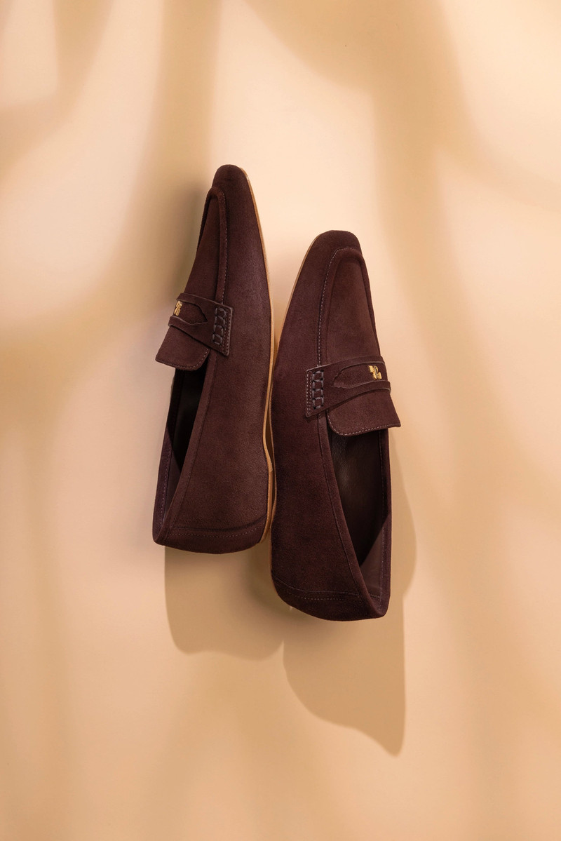 Larroudé Suki Flat Loafer In Brown Suede outlook
