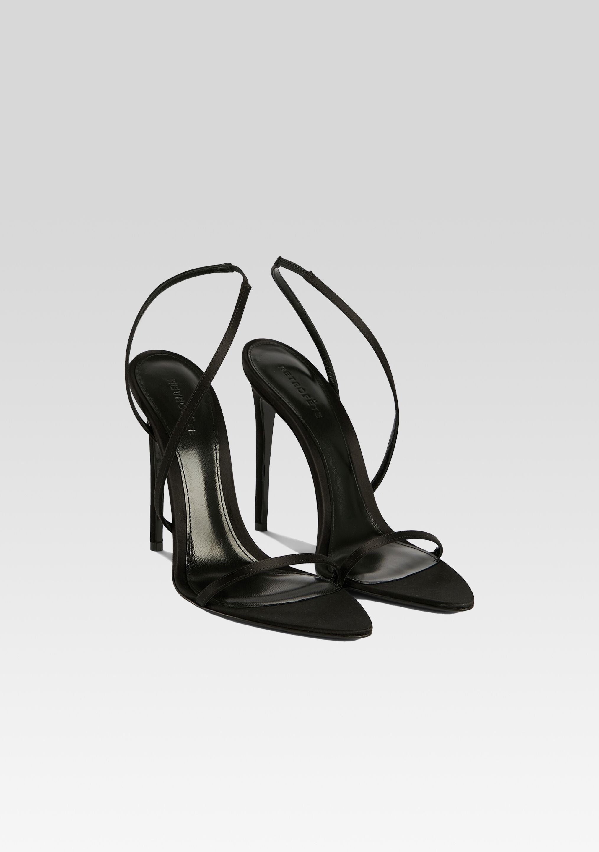 NAOMI SANDAL - 3
