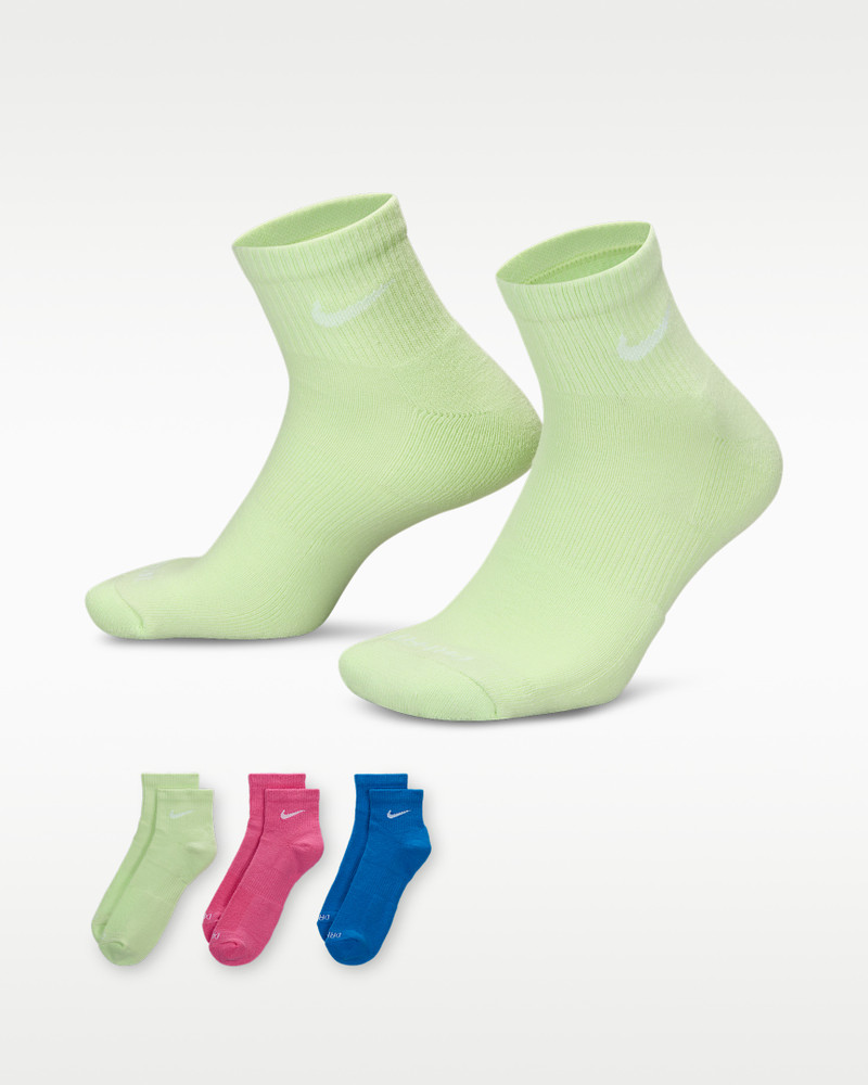Nike Everyday Plus Cushioned Training Ankle Socks (3 Pairs) 1