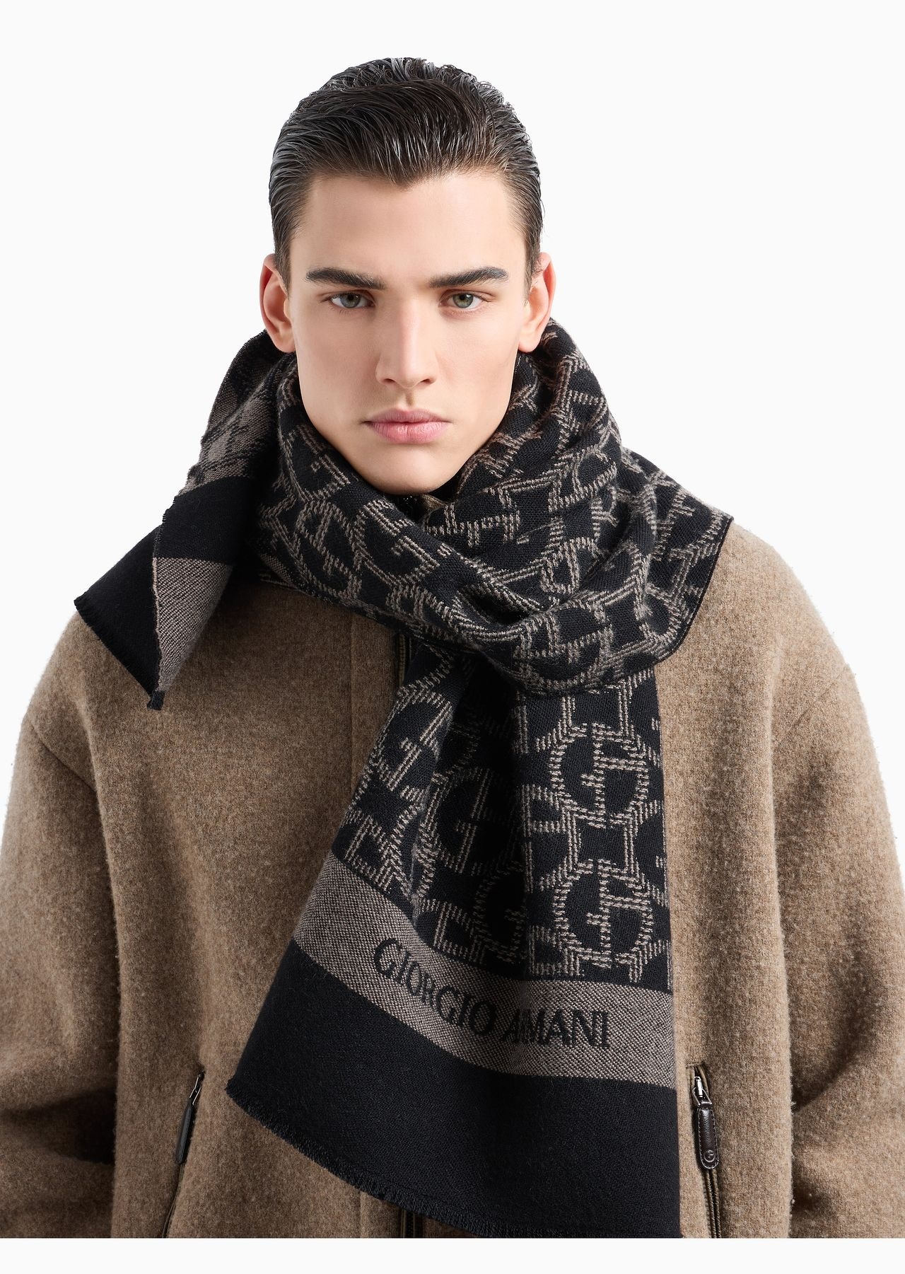 Wool scarf with jacquard monogram - 3