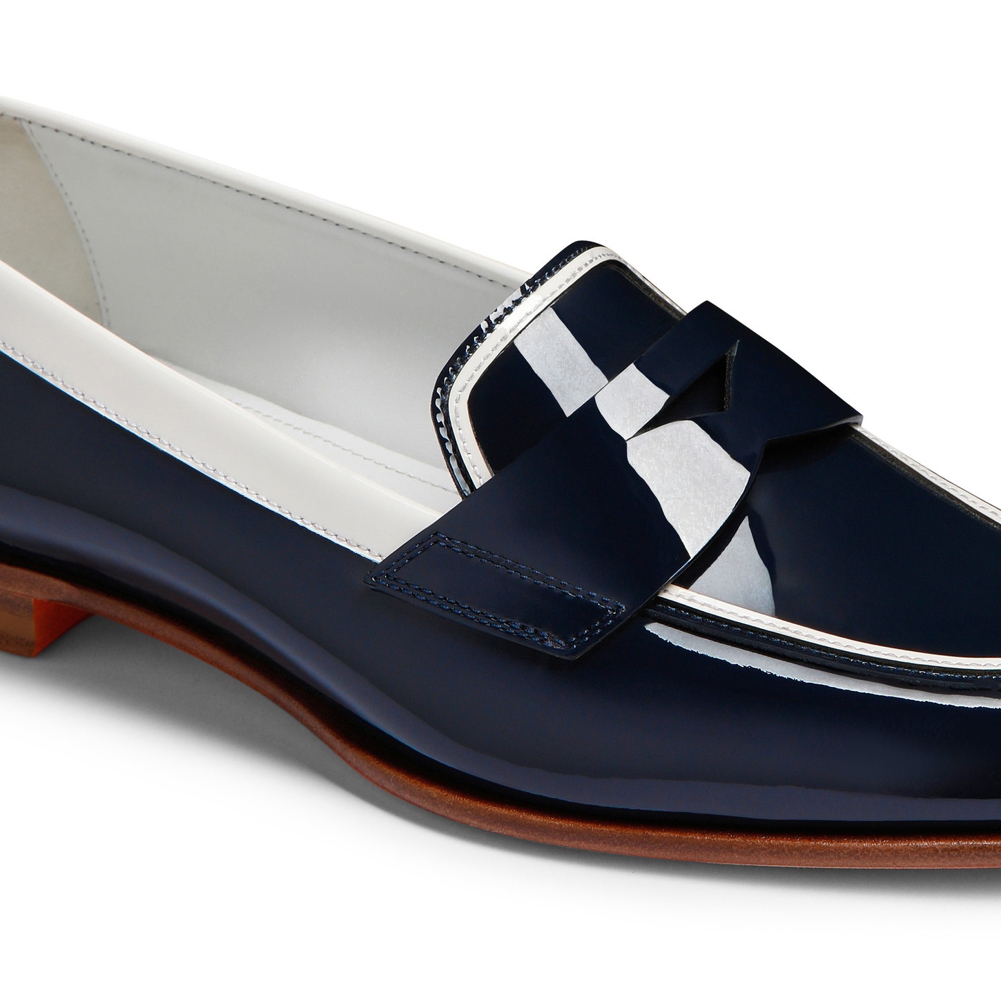 Women's blue and white patent leather penny loafer - 6