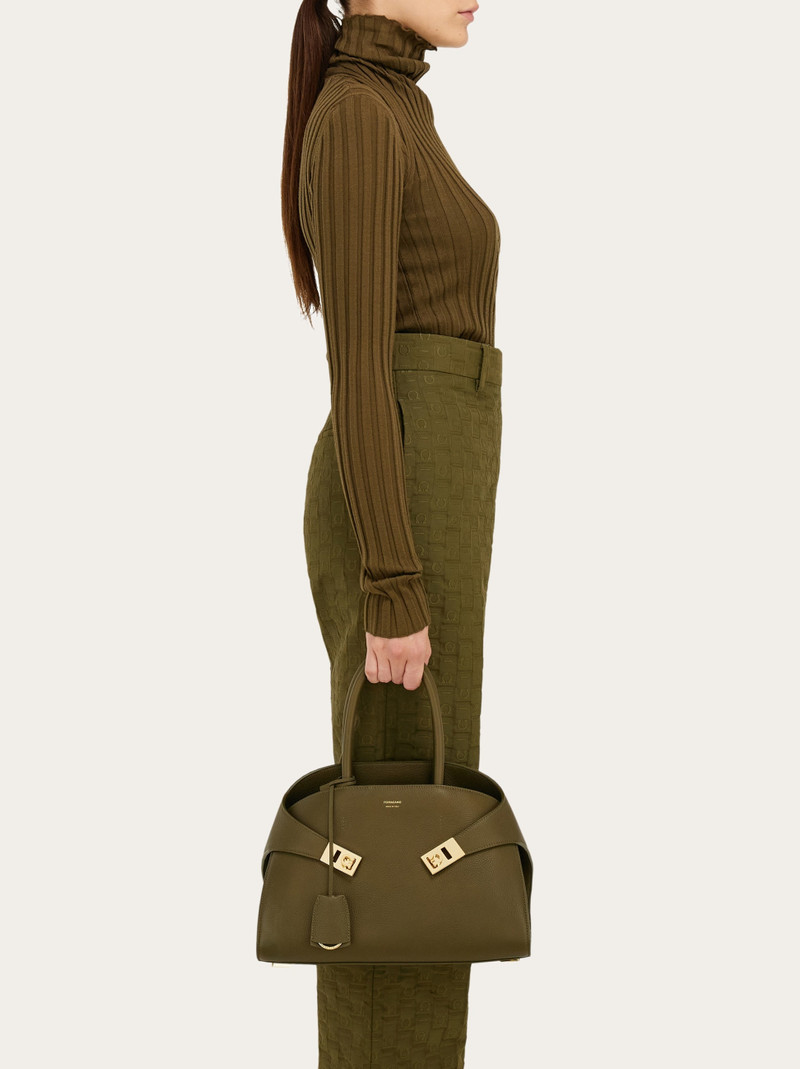 FERRAGAMO Hug handbag (S) outlook