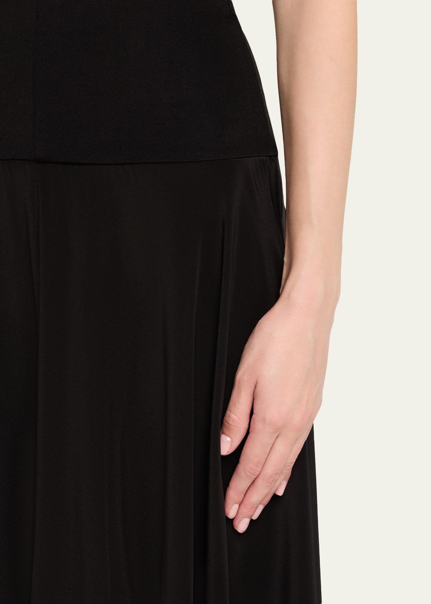 Illi V Drop-Waist Maxi Dress - 5