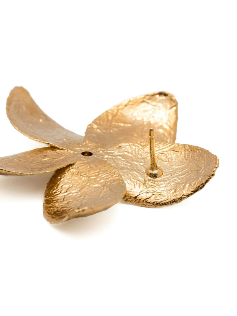 flower-shaped crystal earrings 4