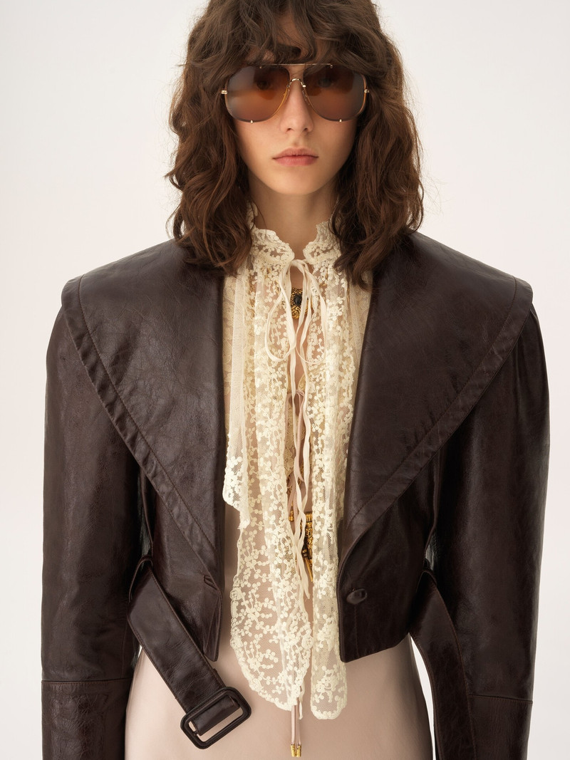 CROPPED FITTED JACKET IN LEATHER 5