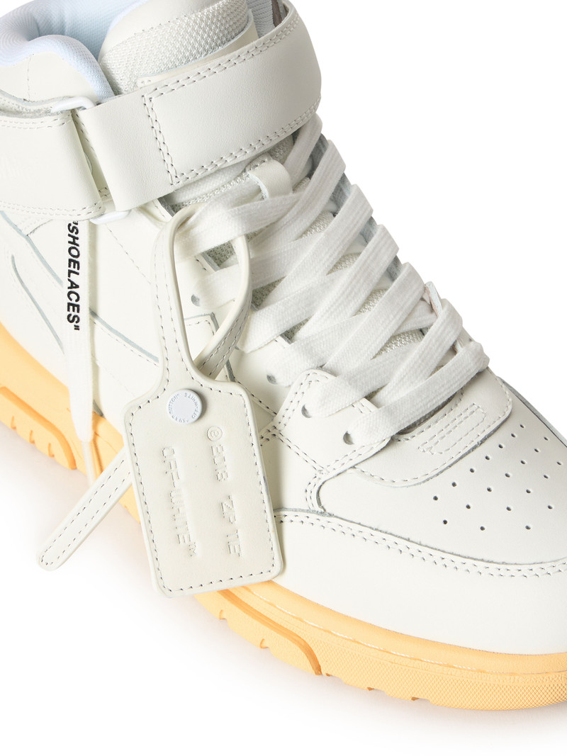 Out Of Office Mid Top Lea 3