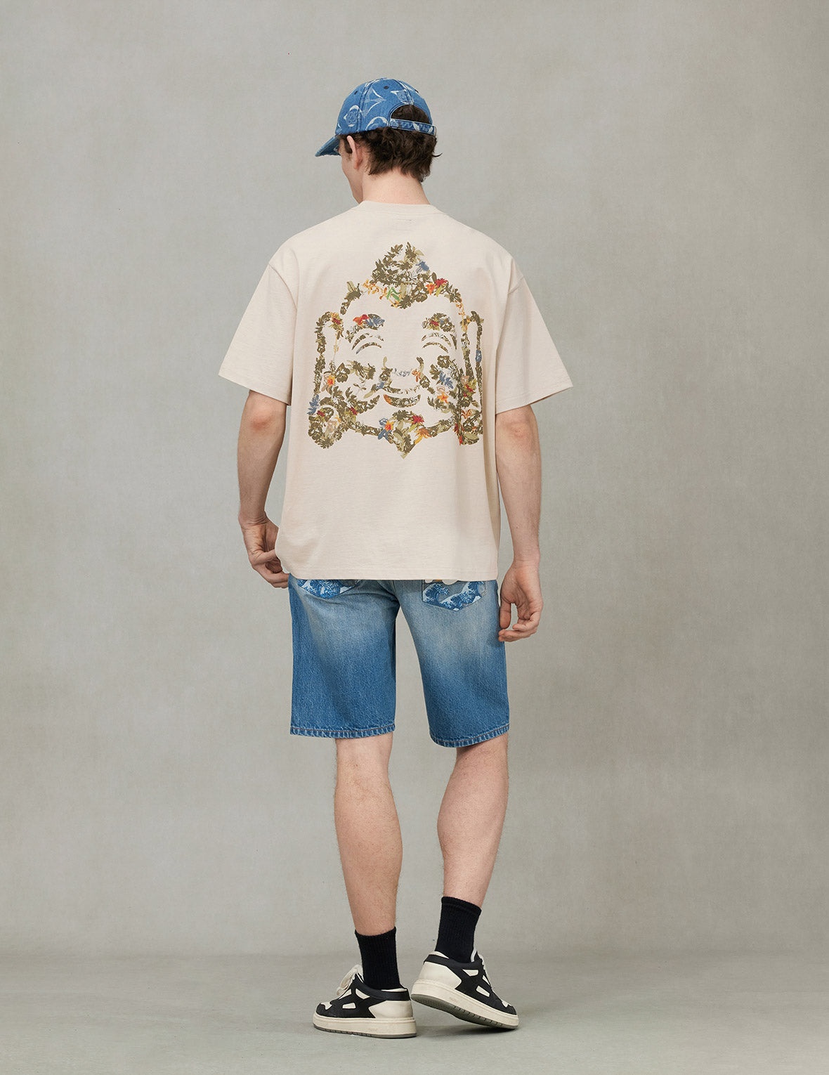 Playful Seagull and The Great Wave Print Regular Fit Denim Shorts - 4
