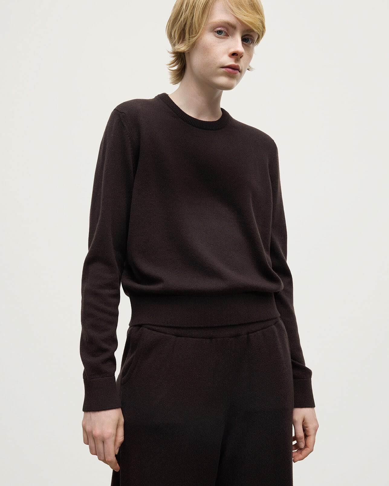 Classic Cashmere Brown Round Neck Jumper - 5