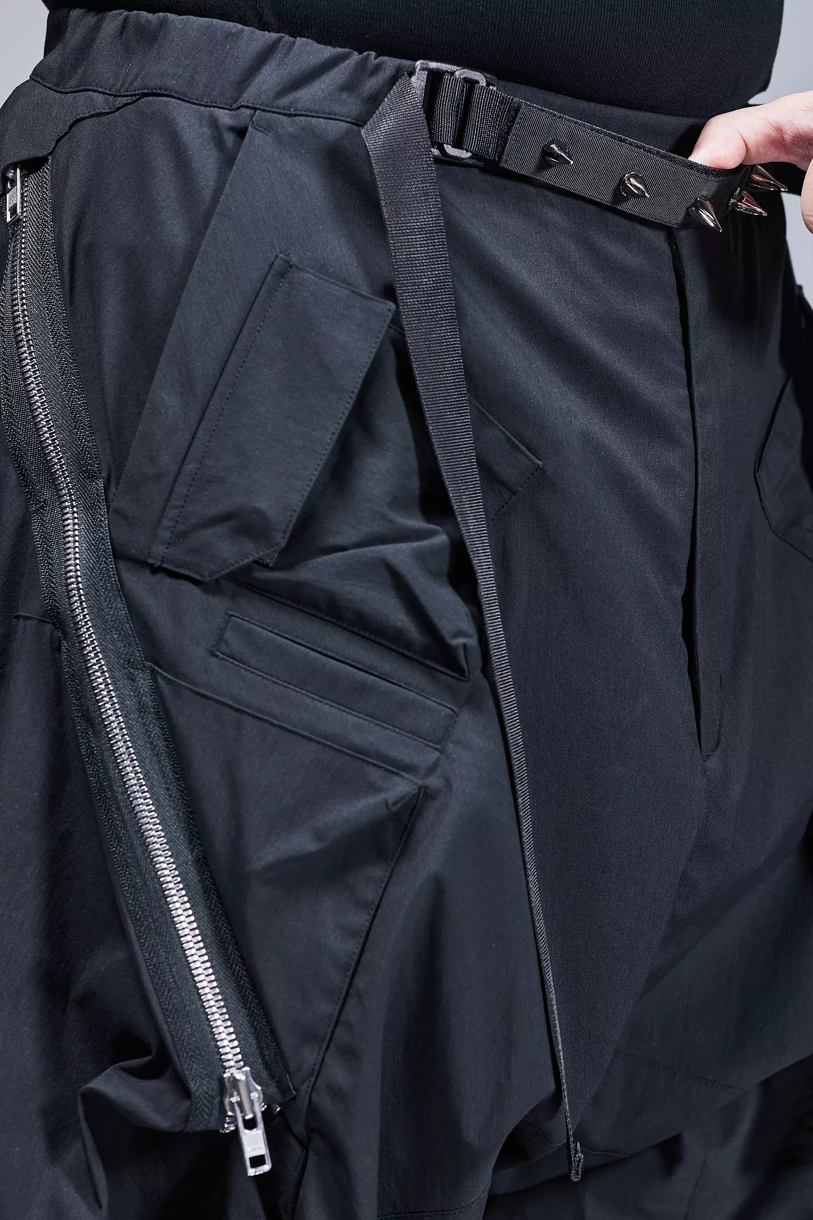 P30AL-E Encapsulated Nylon Ultrawide Drawcord Cargo Trouser Black - 26
