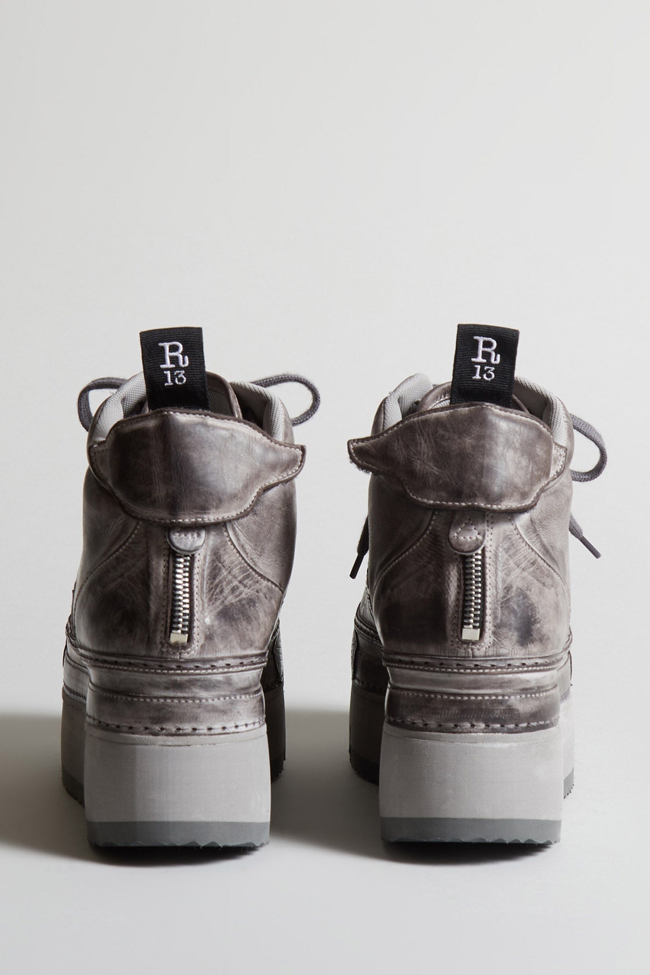THE RIOT SNEAKER - DISTRESSED GREY LEATHER - 3