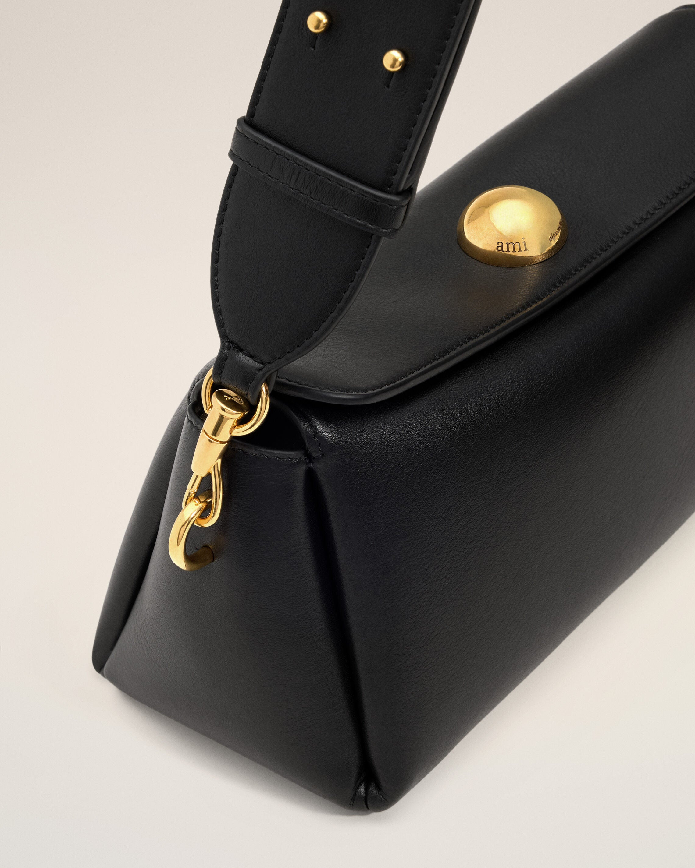 BLACK LEATHER CARROUSEL BAG - 6