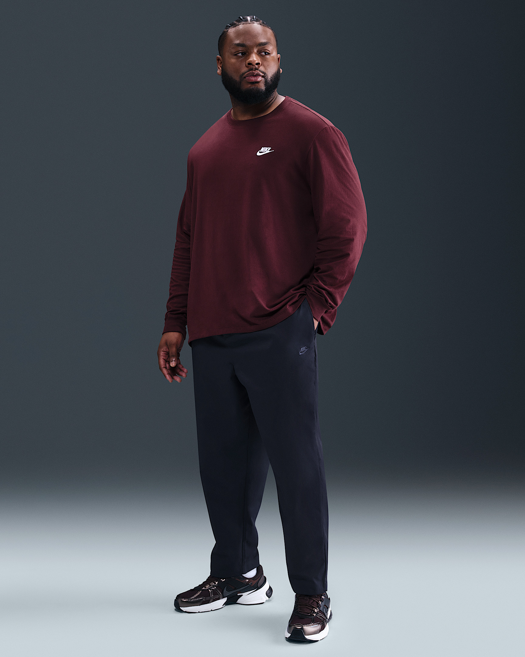 Nike Club Men's Woven Tapered Pants - 7