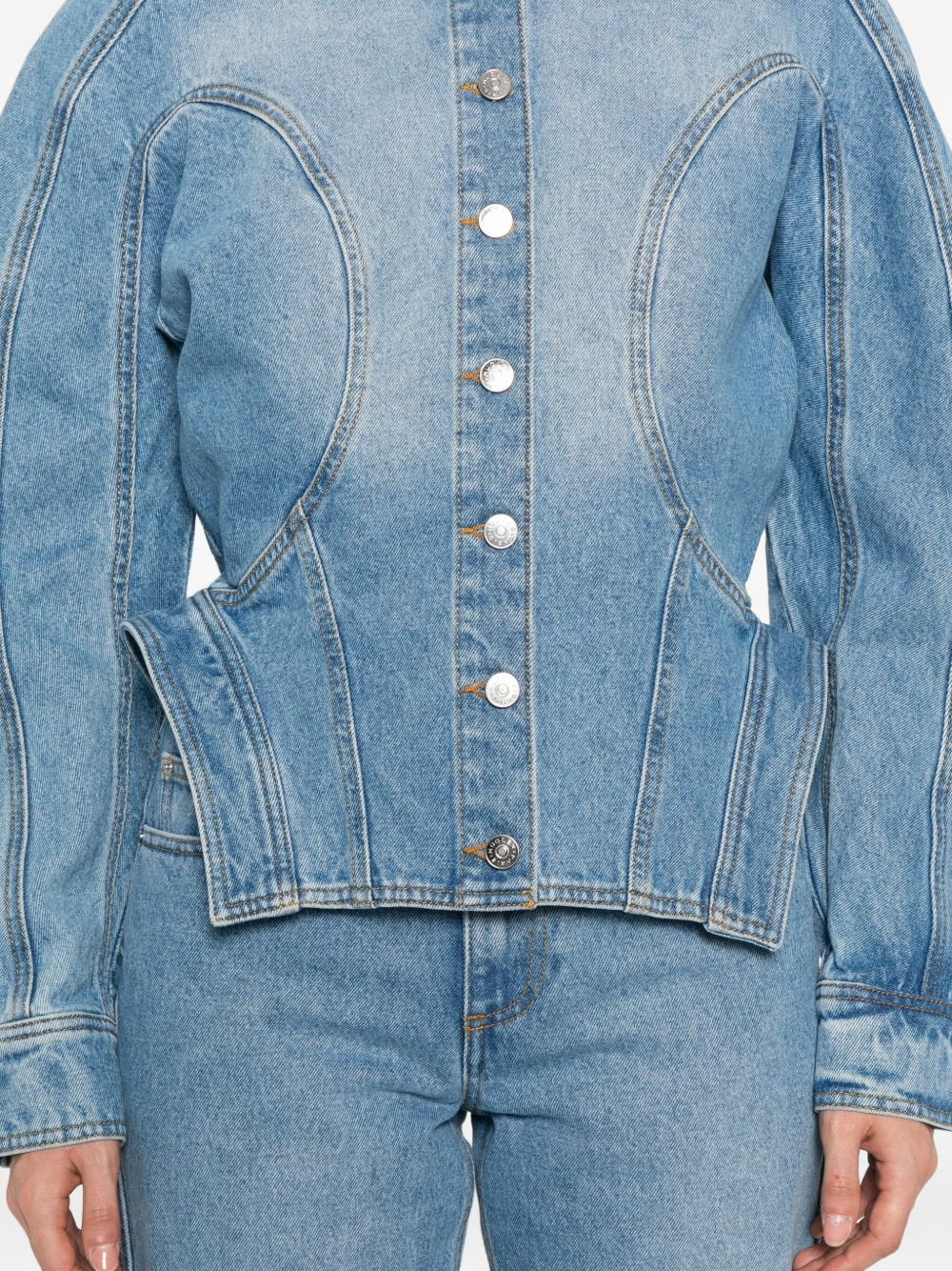 cinched button-fastening denim jacket - 5