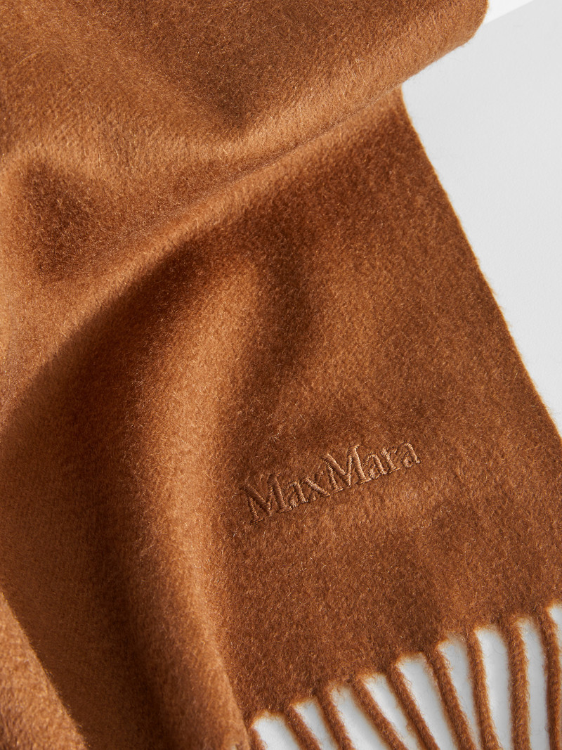BACI Cashmere stole with embroidery 3