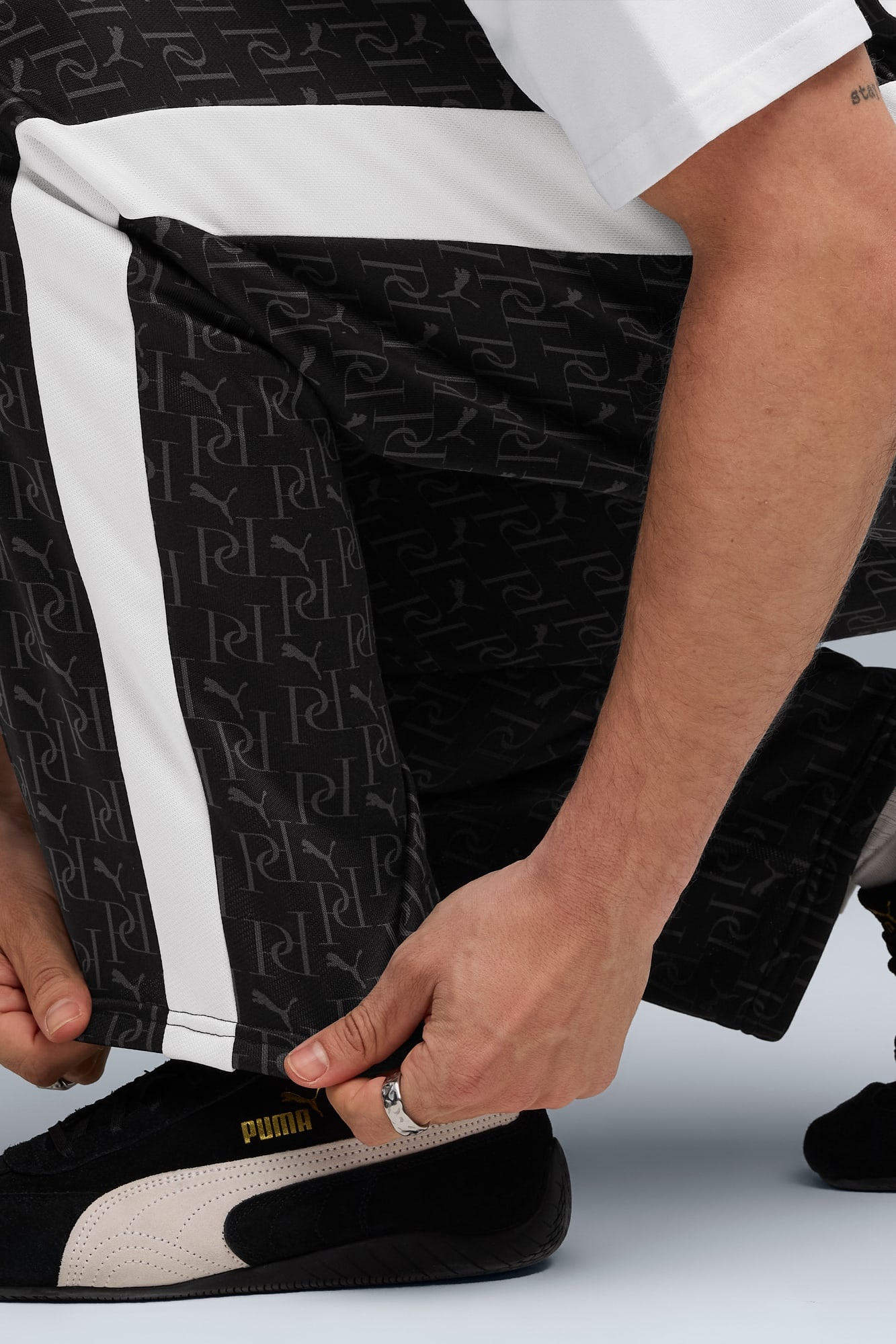 T7 AOP Relaxed Track Pants Men - 7