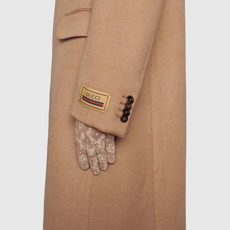 Camel coat with label 9