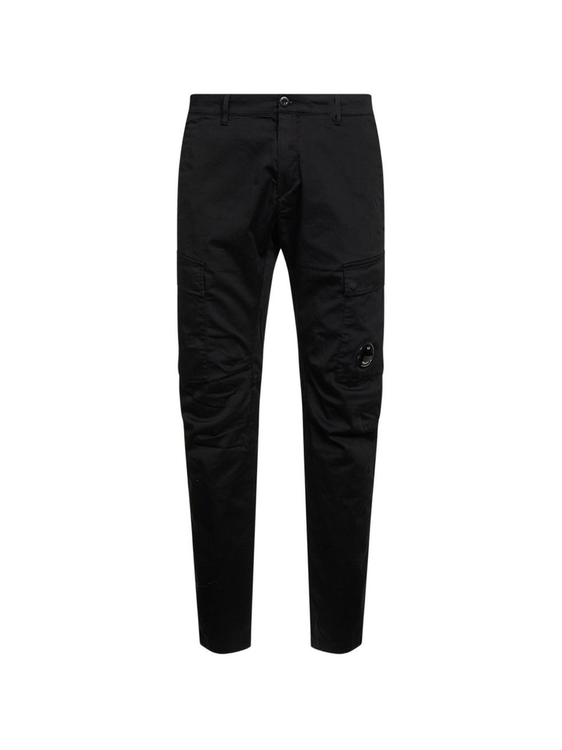 black cargo pants 1