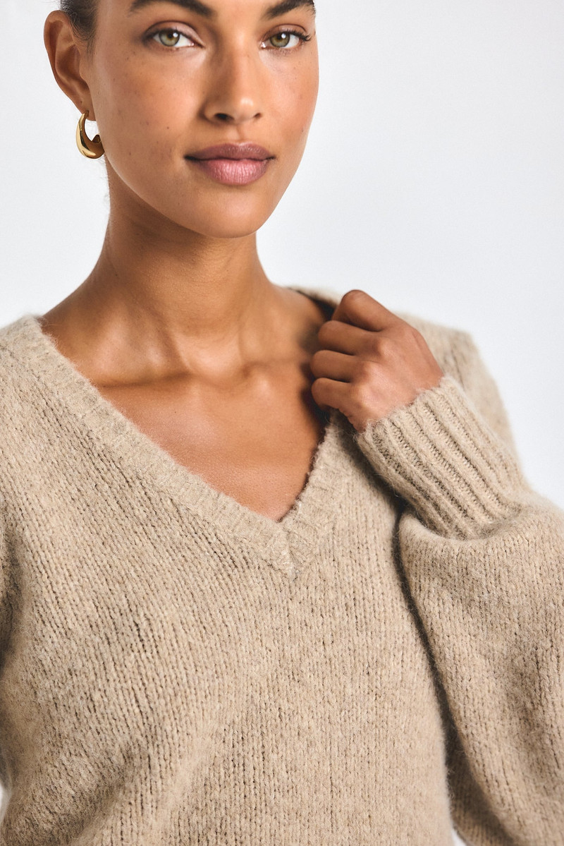 EVANDER PLUSHY SWEATER 2