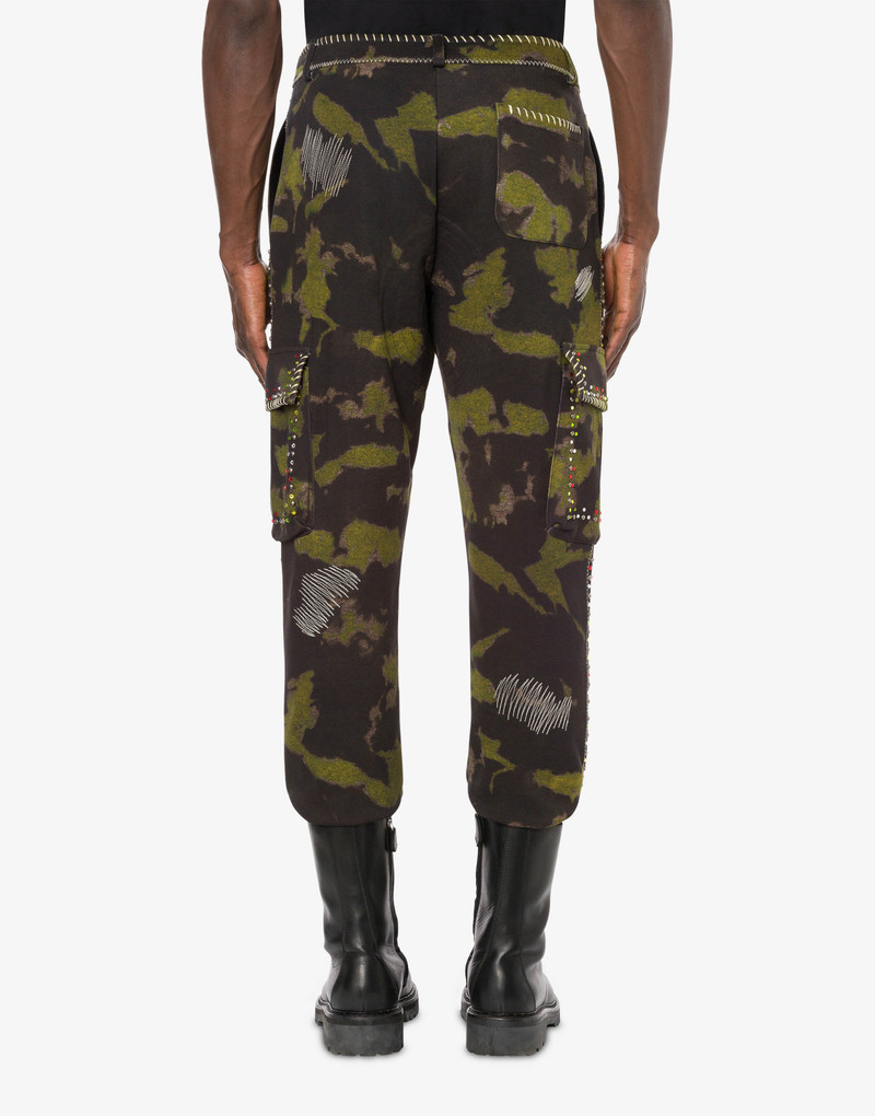 KATAKANA LOGO CAMOUFLAGE JOGGING 3