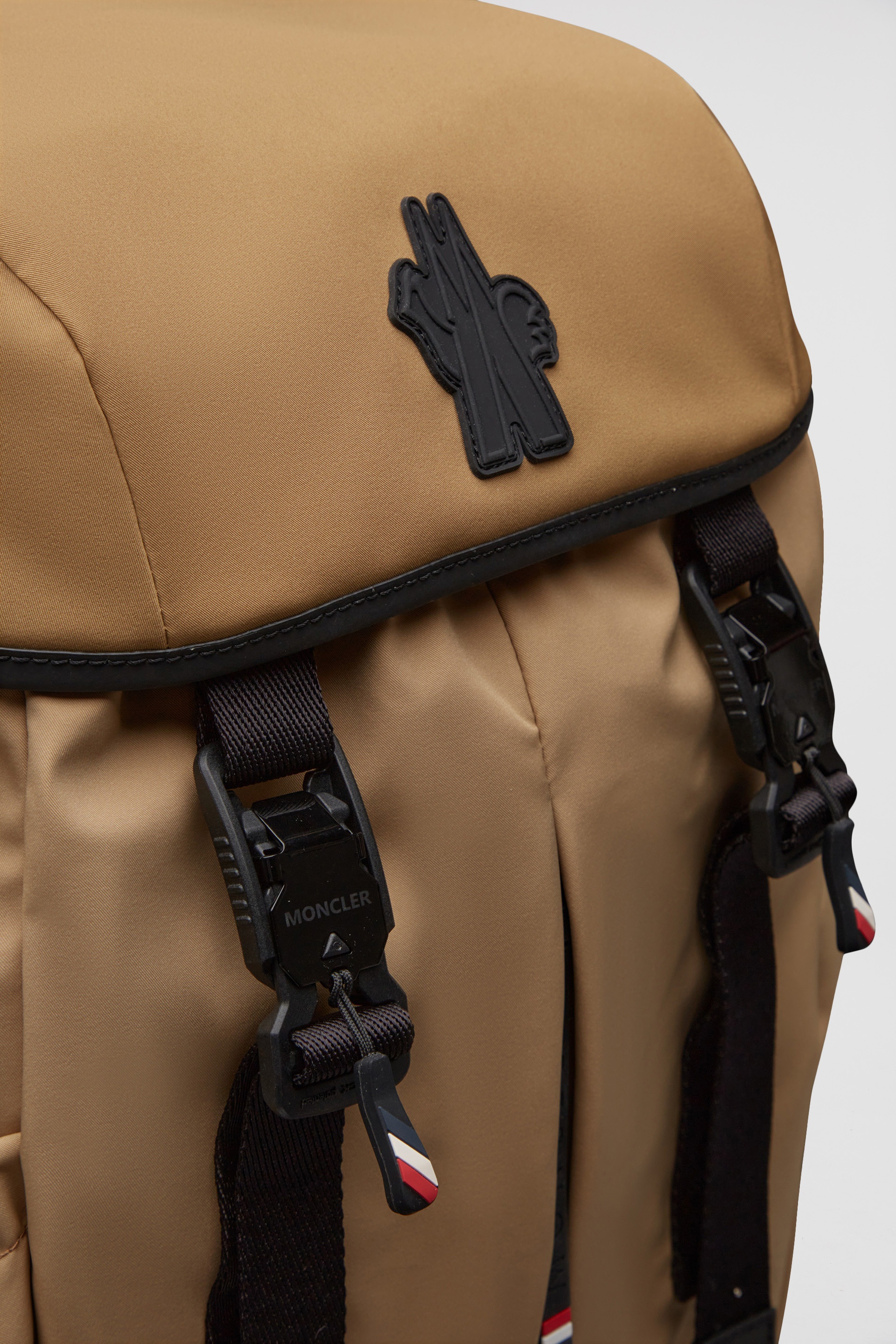 【Moncler Grenoble】メンズ★Zaino idrorepellenteバックパック Moncler Grenoble Backpack | REVERSIBLE