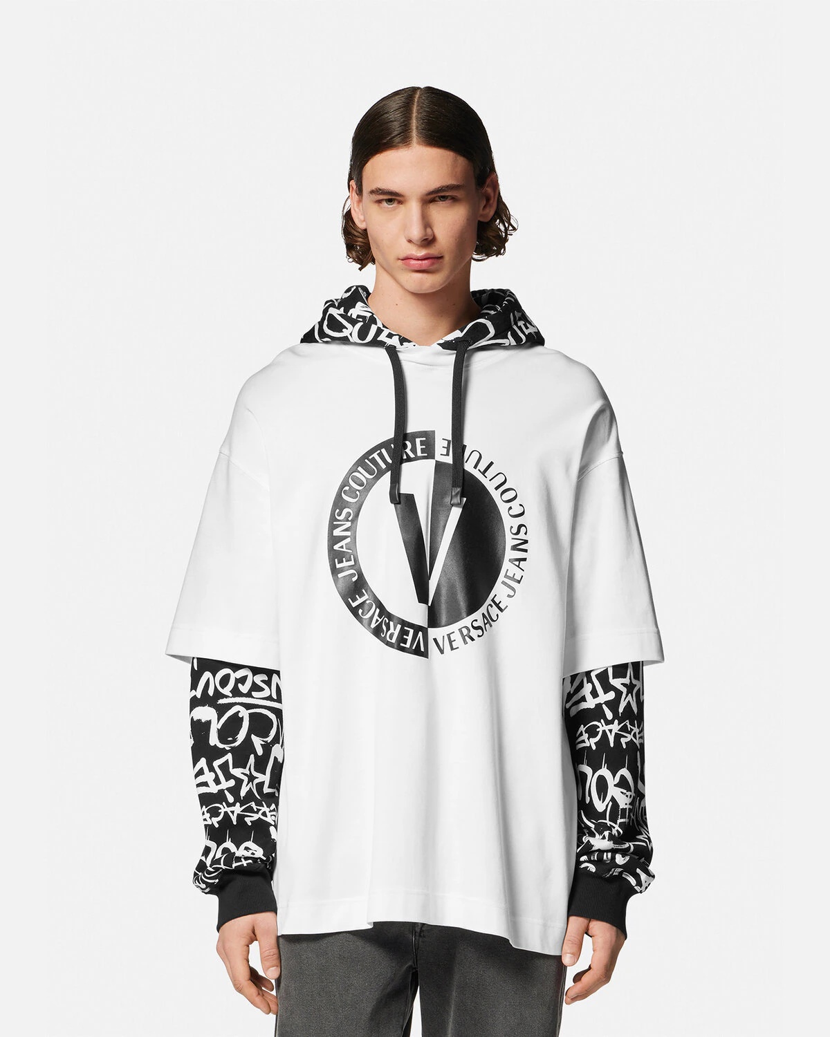V-Emblem T-Shirt Hoodie - 3