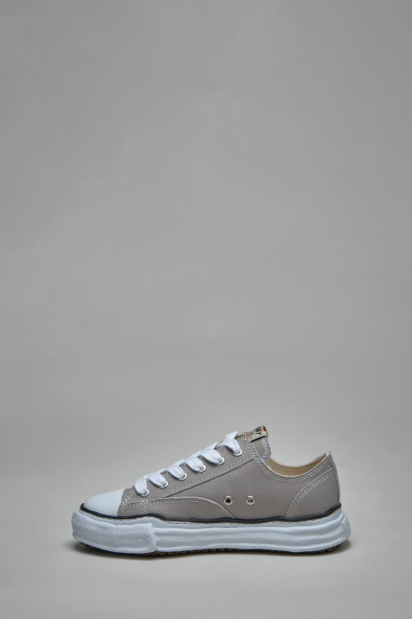 PETERSON Low Top Sneaker - 3