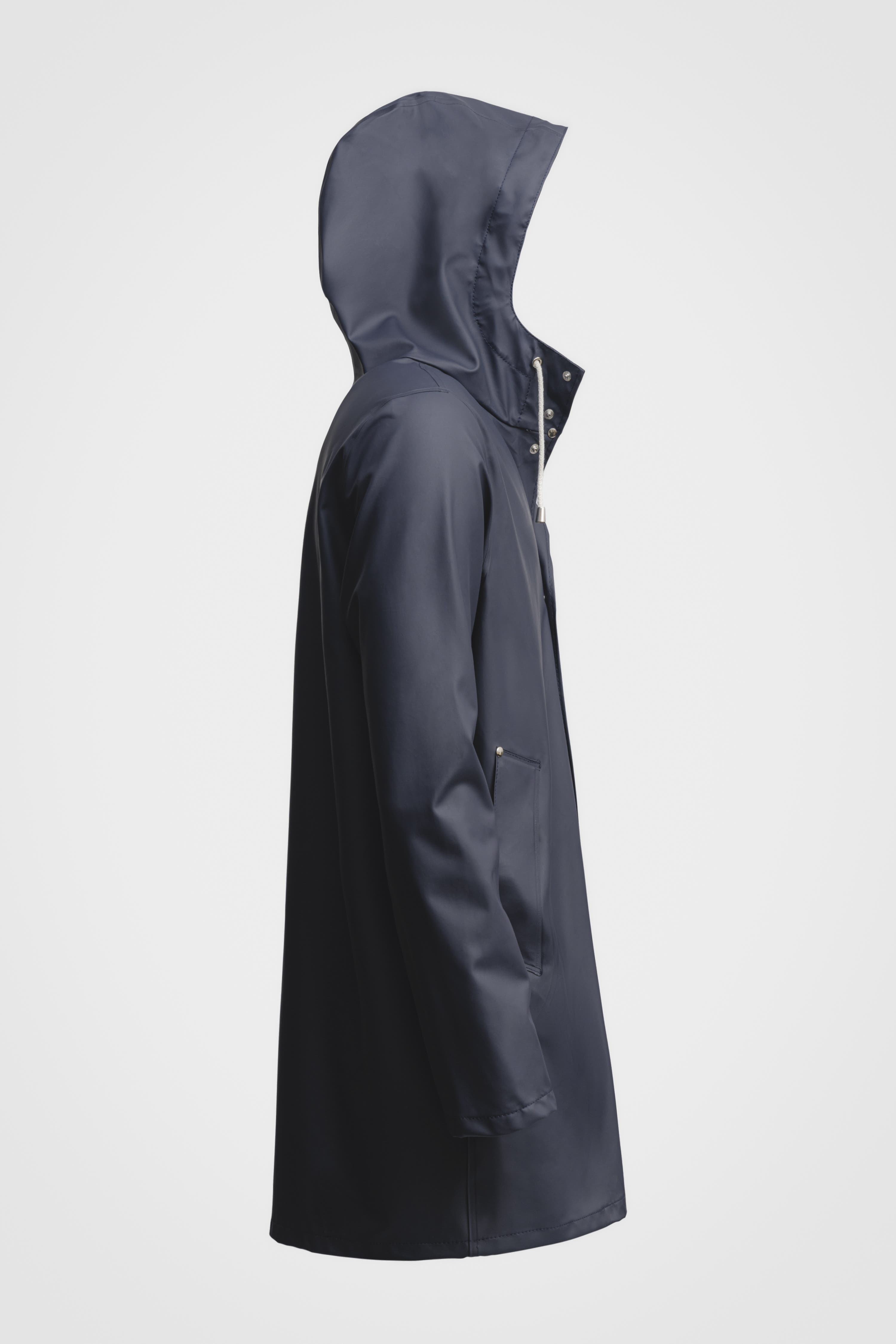 Stutterheim Stockholm Lightweight Raincoat in Navy at Nordstrom - 7