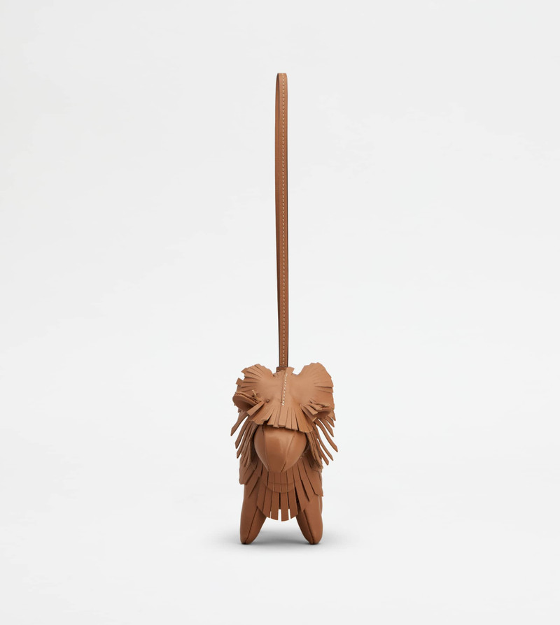 LION CHARM IN LEATHER - BROWN 1