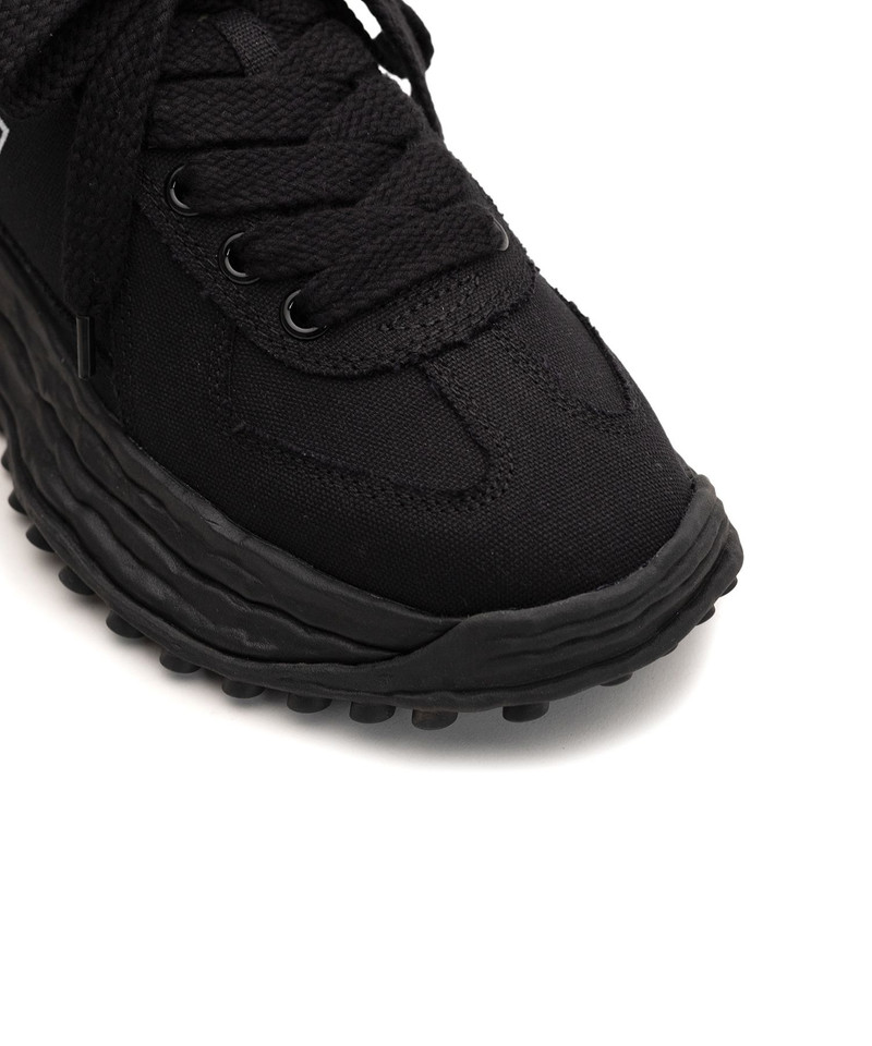 "LARRY" OG Sole Canvas Low-top Sneaker 24
