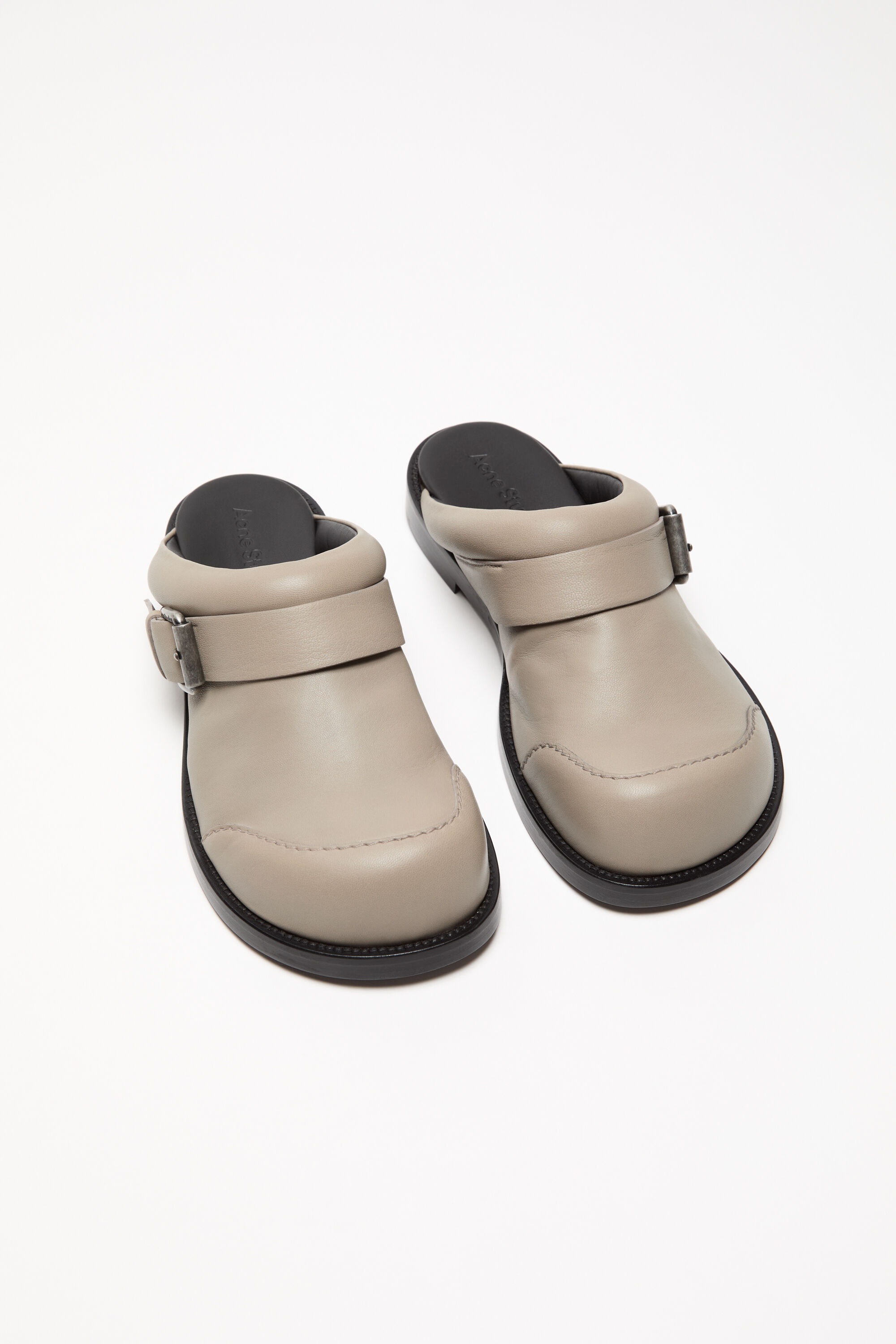 Leather buckle shoes - Taupe beige - 3