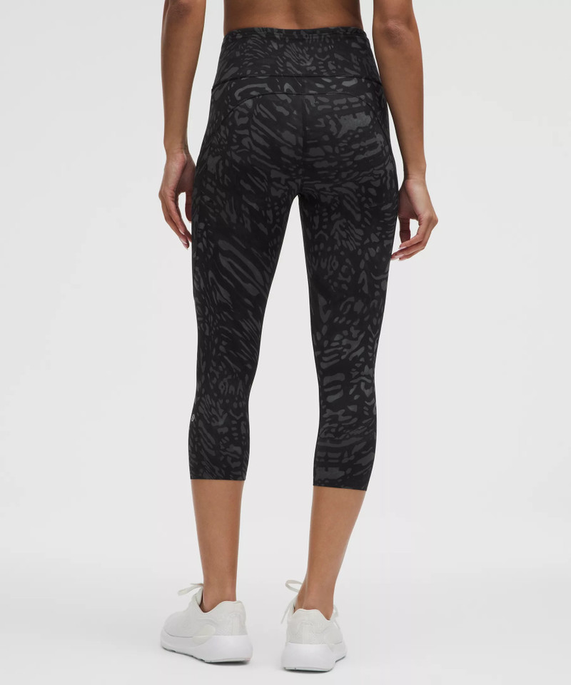 Fast and Free High-Rise Crop 19" *7 Pocket 3