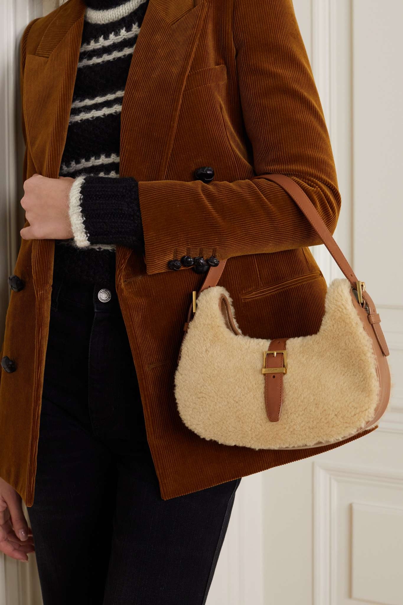 Le Fermoir leather-trimmed shearling shoulder bag - 2