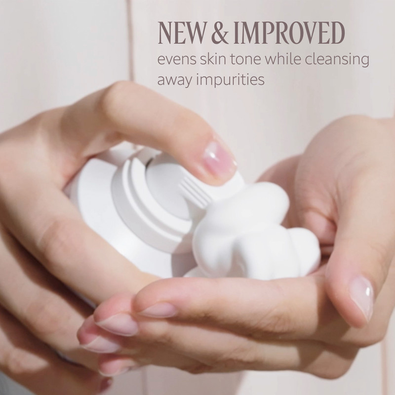 Reine des Prés Intense Brightening Foam 3