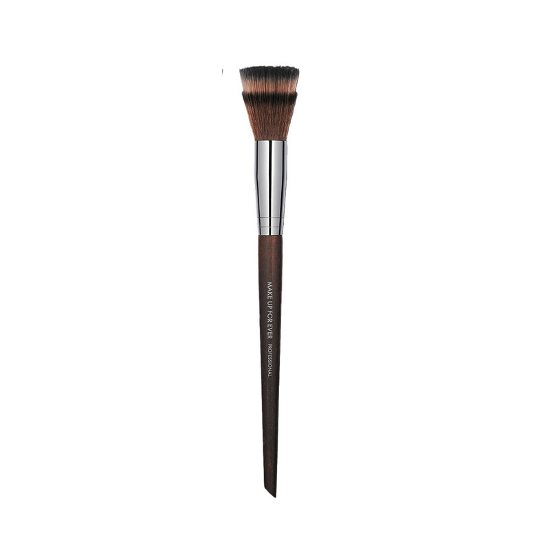 BLENDING BLUSH BRUSH - 148 1