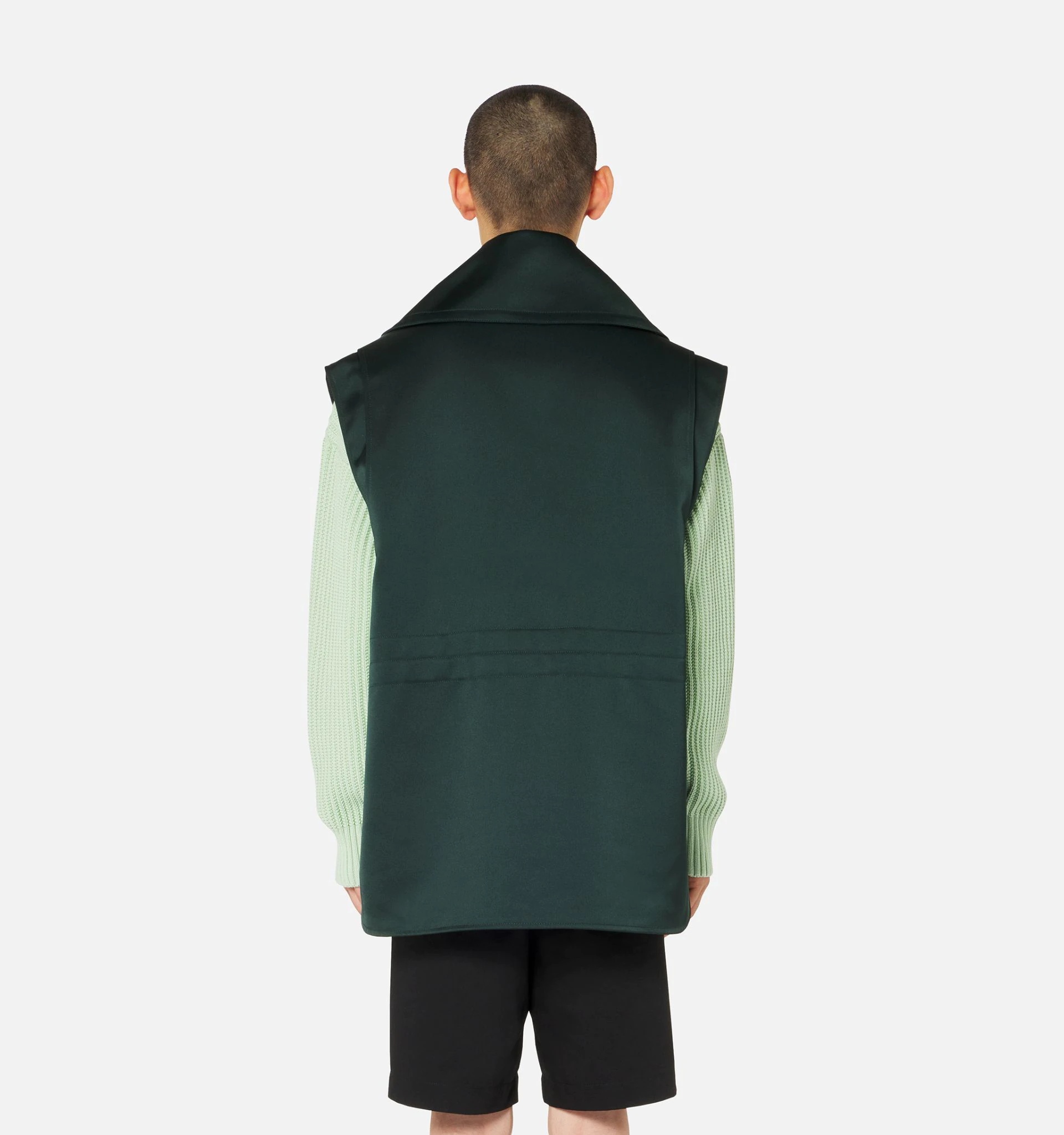 Sleeveless Jacket With Patch Pockets - 6