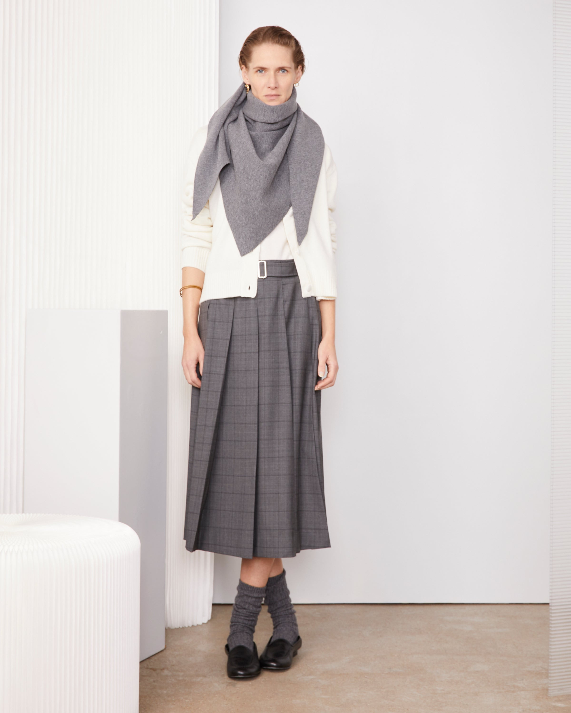 TRIANGLE SCARF - 4