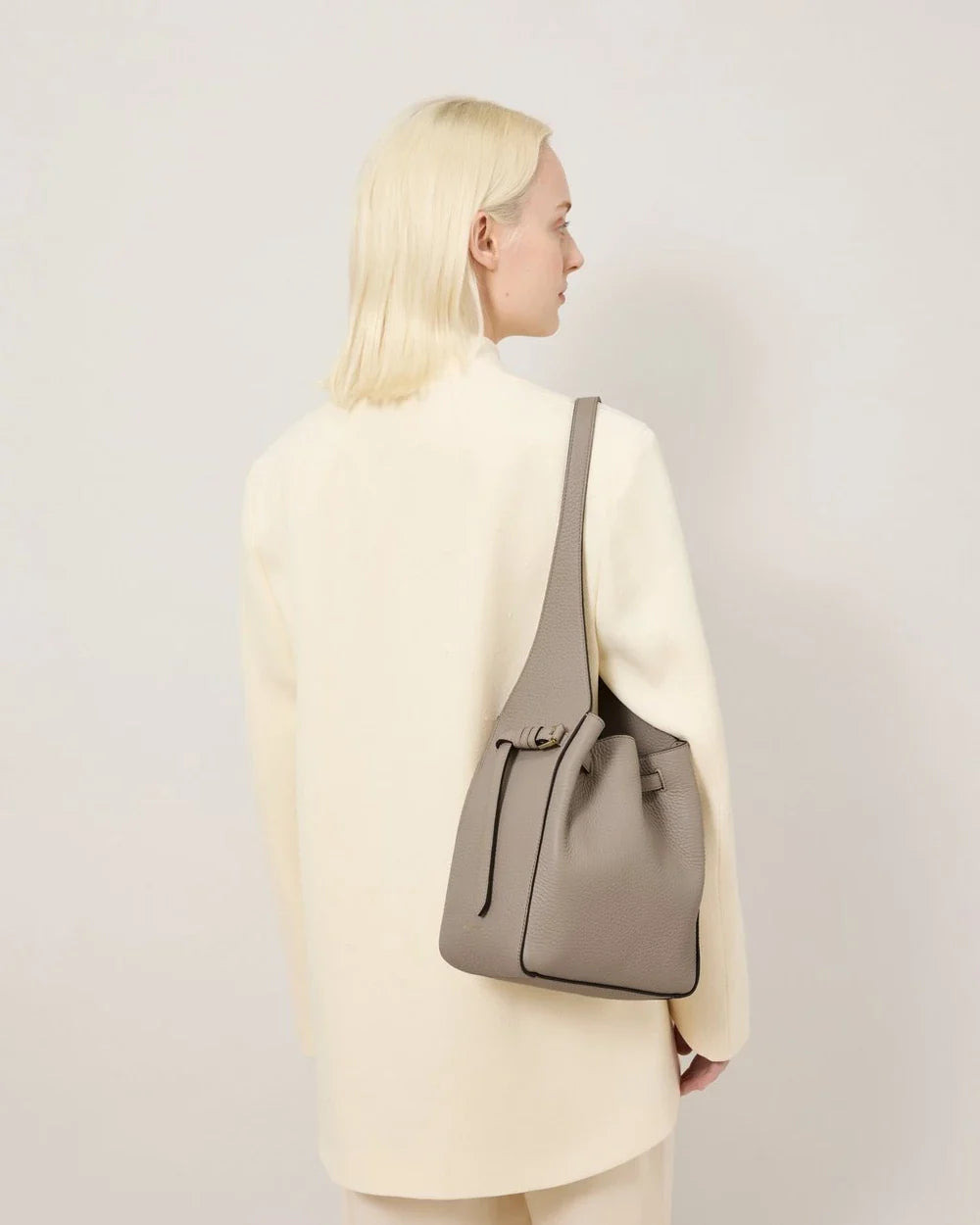 Small Lyra Bucket Cashmere Taupe Heavy Grain - 2